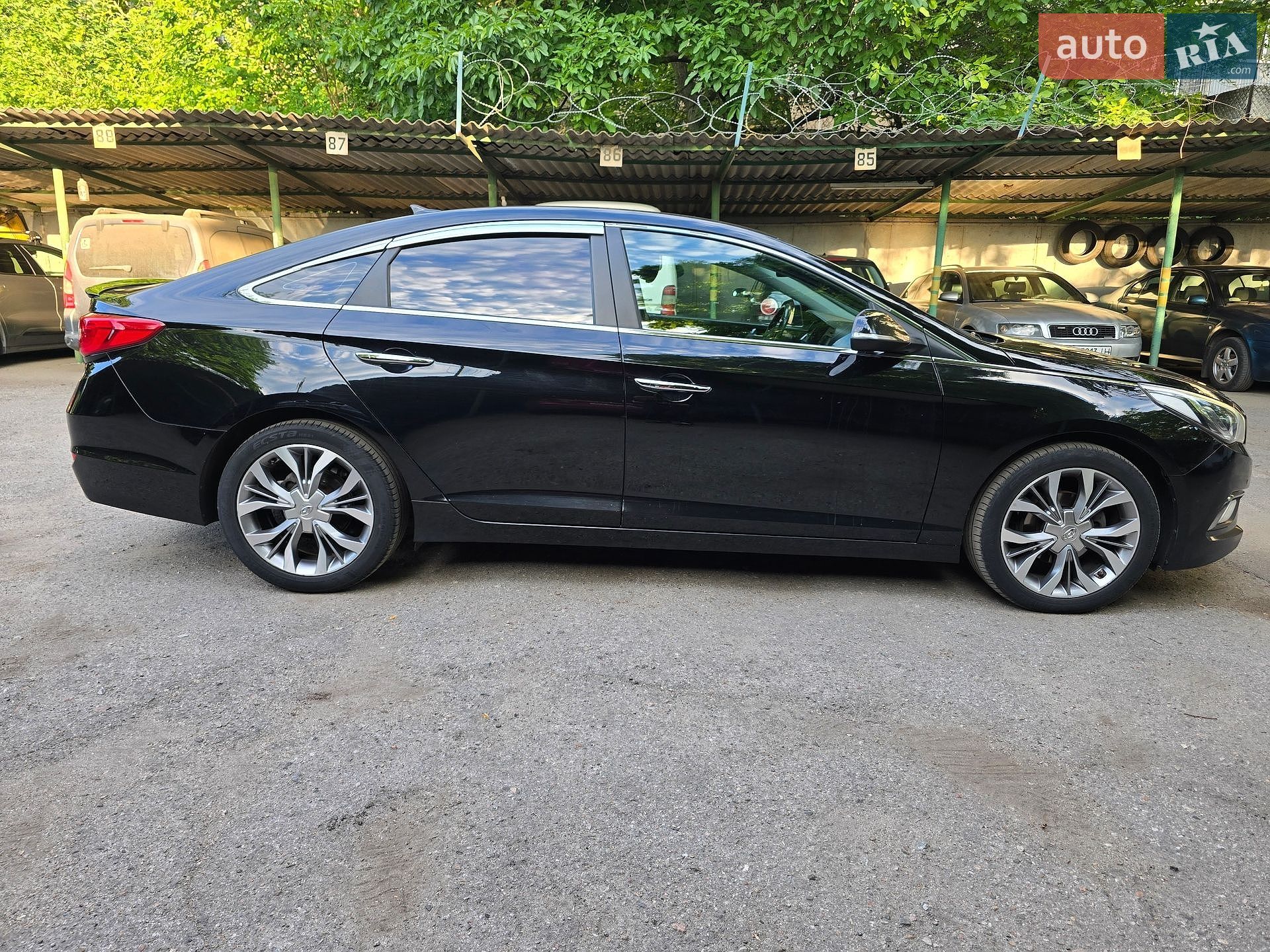 Hyundai Sonata 2016 VIN KMHE341CBGA243061 фото оголошення 4 з 24