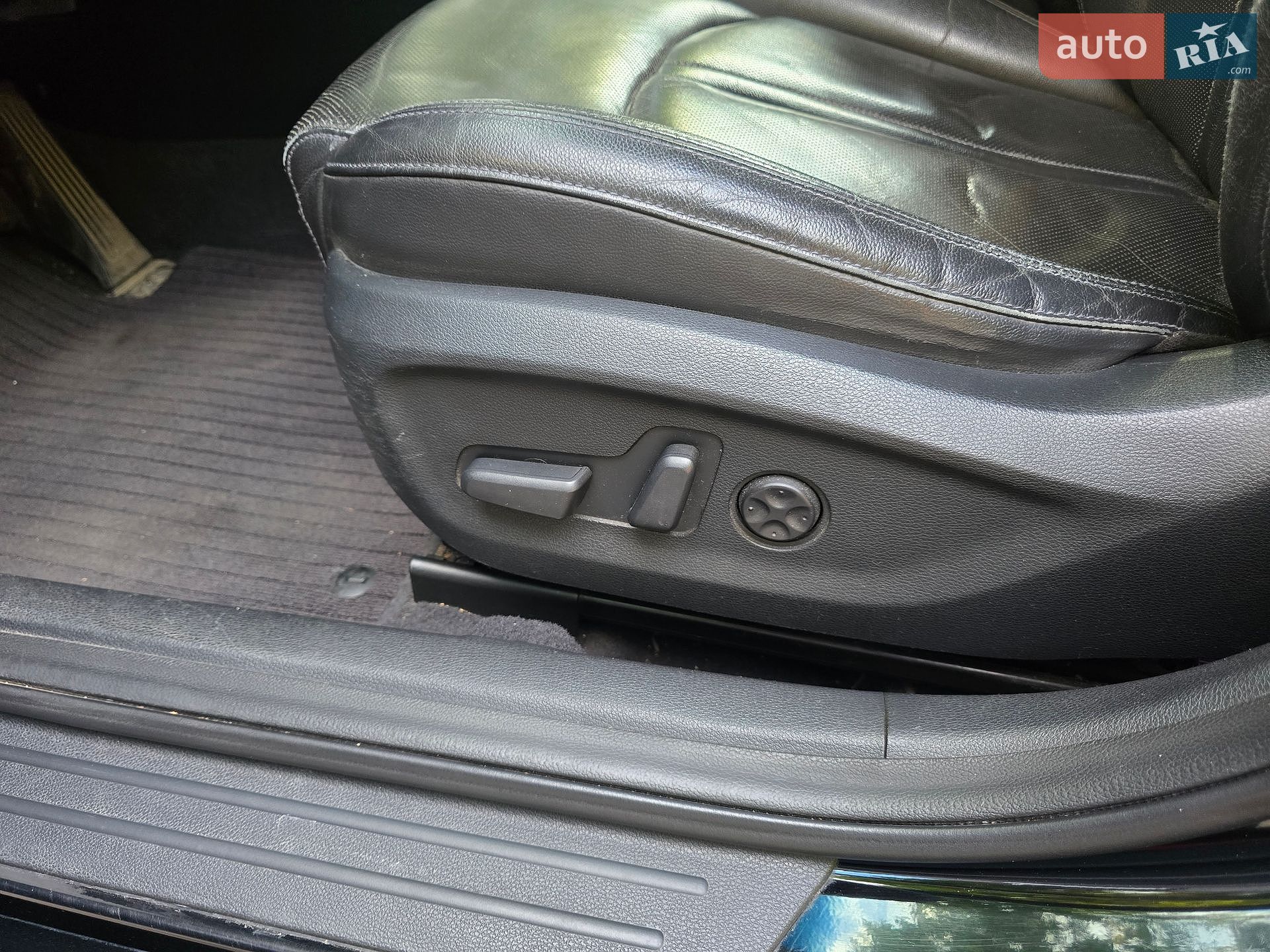 Hyundai Sonata 2016 VIN KMHE341CBGA243061 фото оголошення 14 з 24