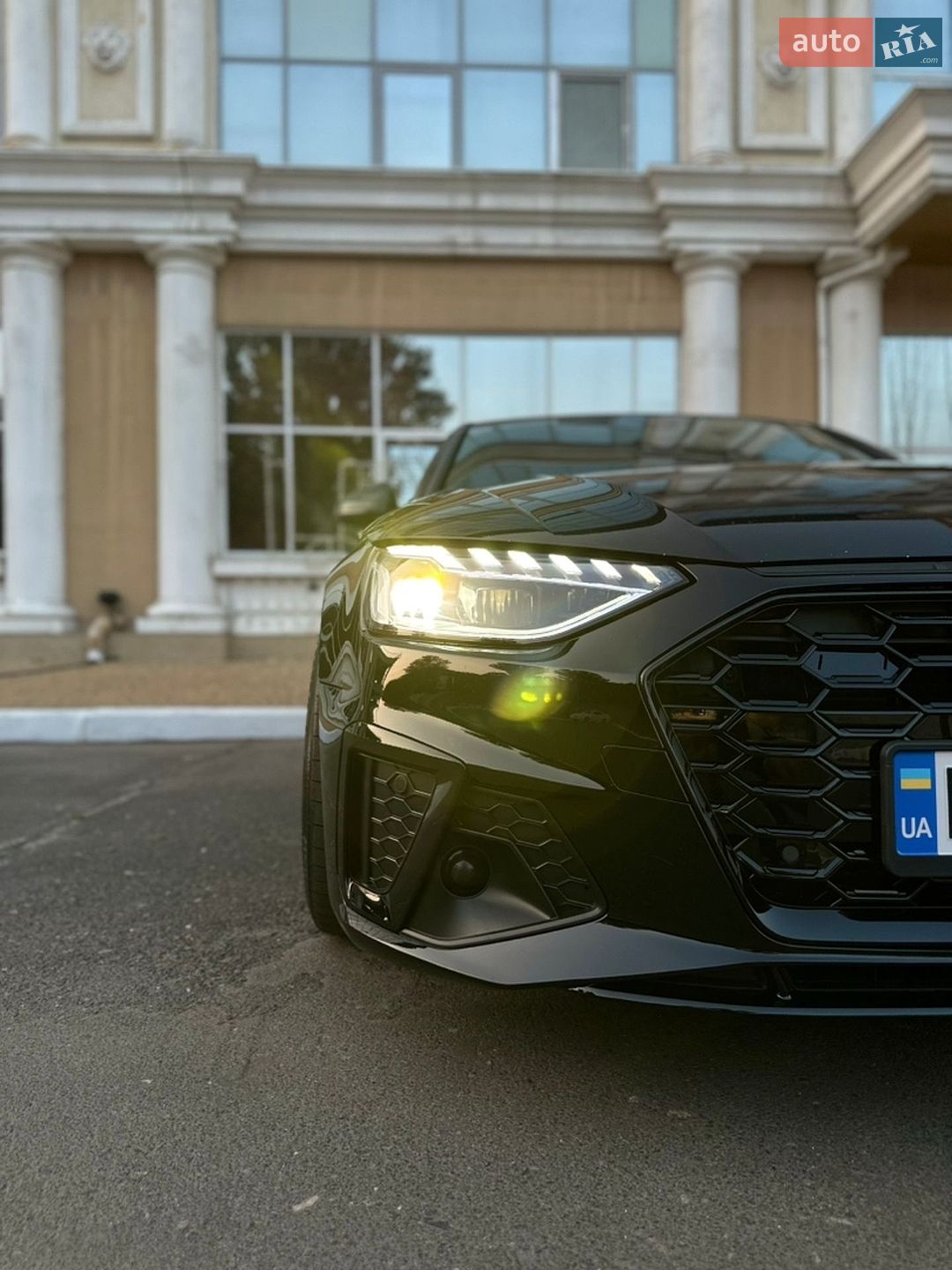 Audi S4 2019 VIN WAUB4AF45KA098059 фото оголошення 24 з 52
