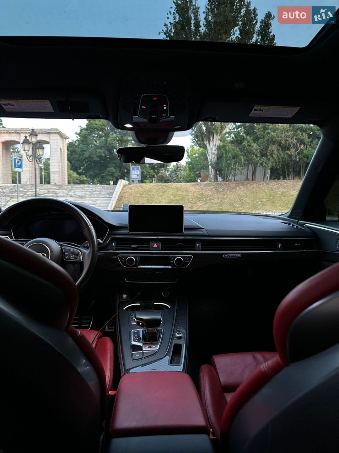 Audi S4 2019 VIN WAUB4AF45KA098059 фото оголошення 41 з 52