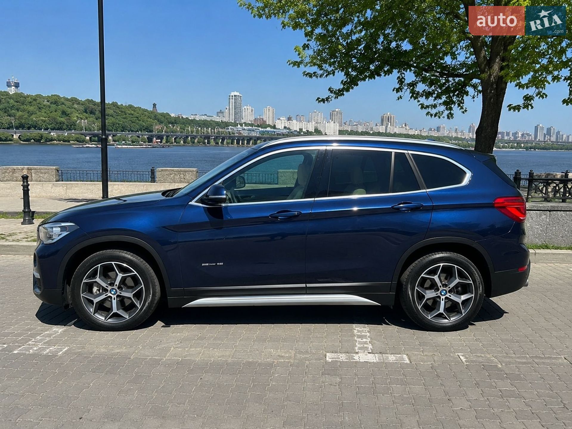 BMW X1 2018 VIN WBXHU7C32J5H45459 фото оголошення 8 з 20