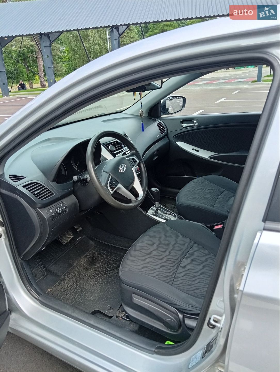Hyundai Accent 2012 VIN Z94CU41DBCR107878 фото оголошення 2 з 7
