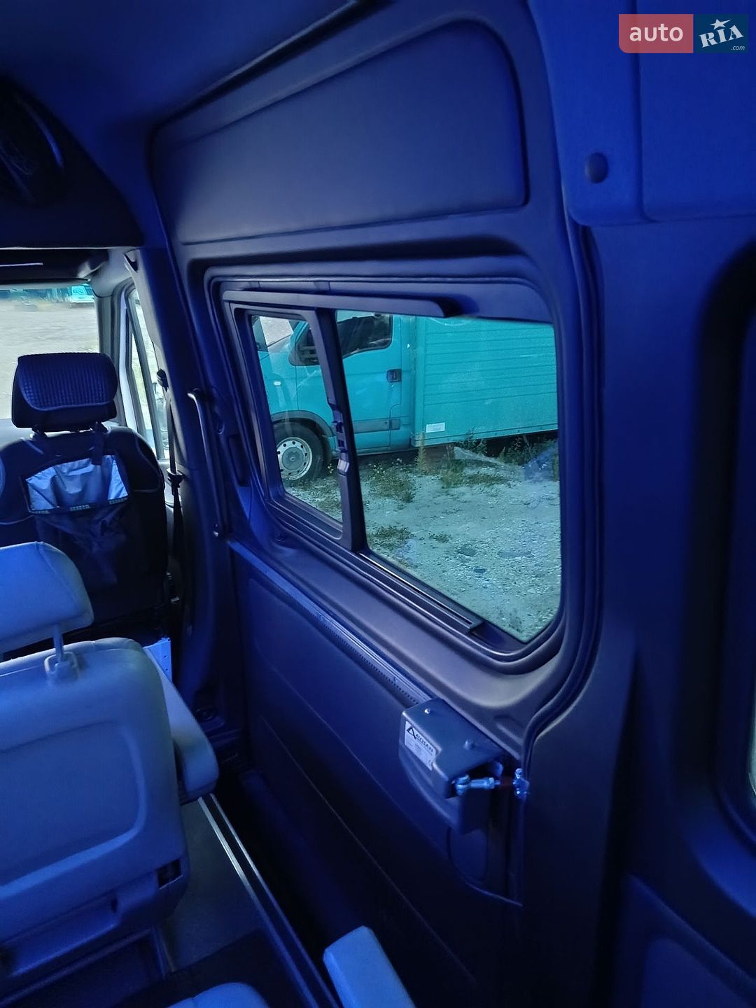 Mercedes-Benz Sprinter 2019 VIN WDB9076351P094752 фото оголошення 20 з 27