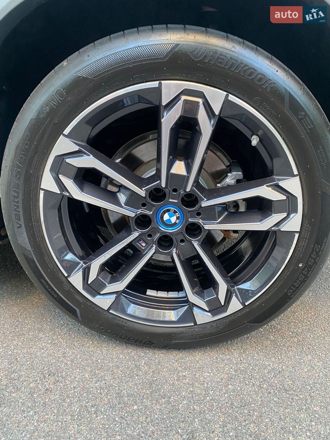 BMW iX1 2023 VIN LBV51FX0XRM717648 фото оголошення 2 з 14