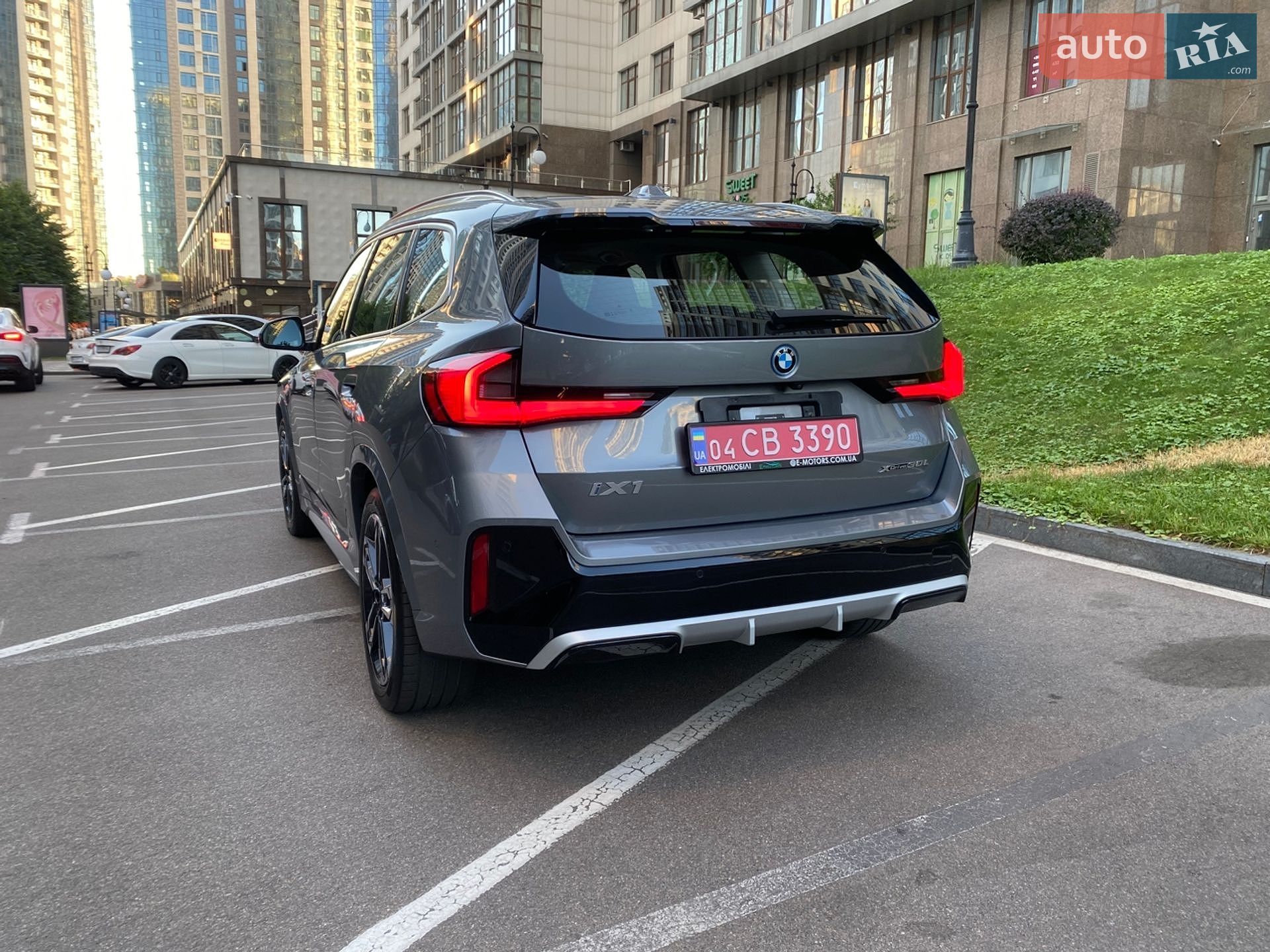 BMW iX1 2023 VIN LBV51FX0XRM717648 фото оголошення 11 з 14