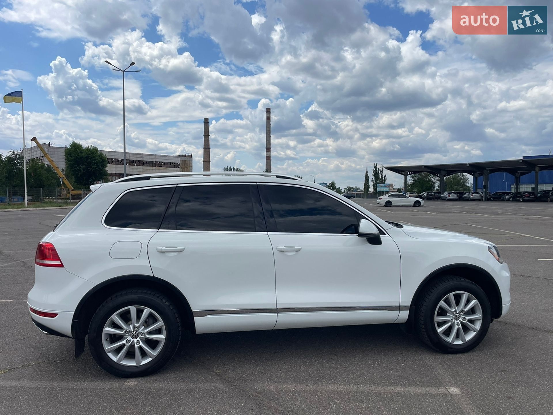 Volkswagen Touareg 2012 VIN WVGEK9BP0CD008042 фото оголошення 5 з 10