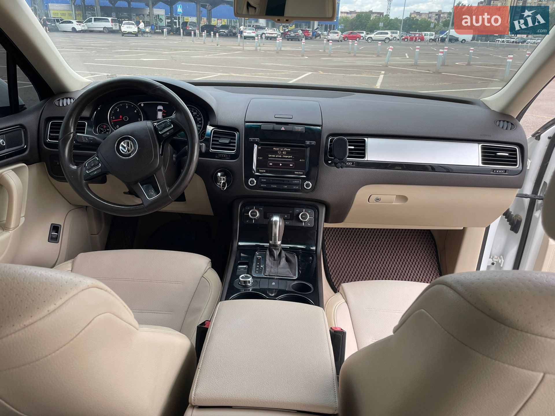 Volkswagen Touareg 2012 VIN WVGEK9BP0CD008042 фото оголошення 8 з 10
