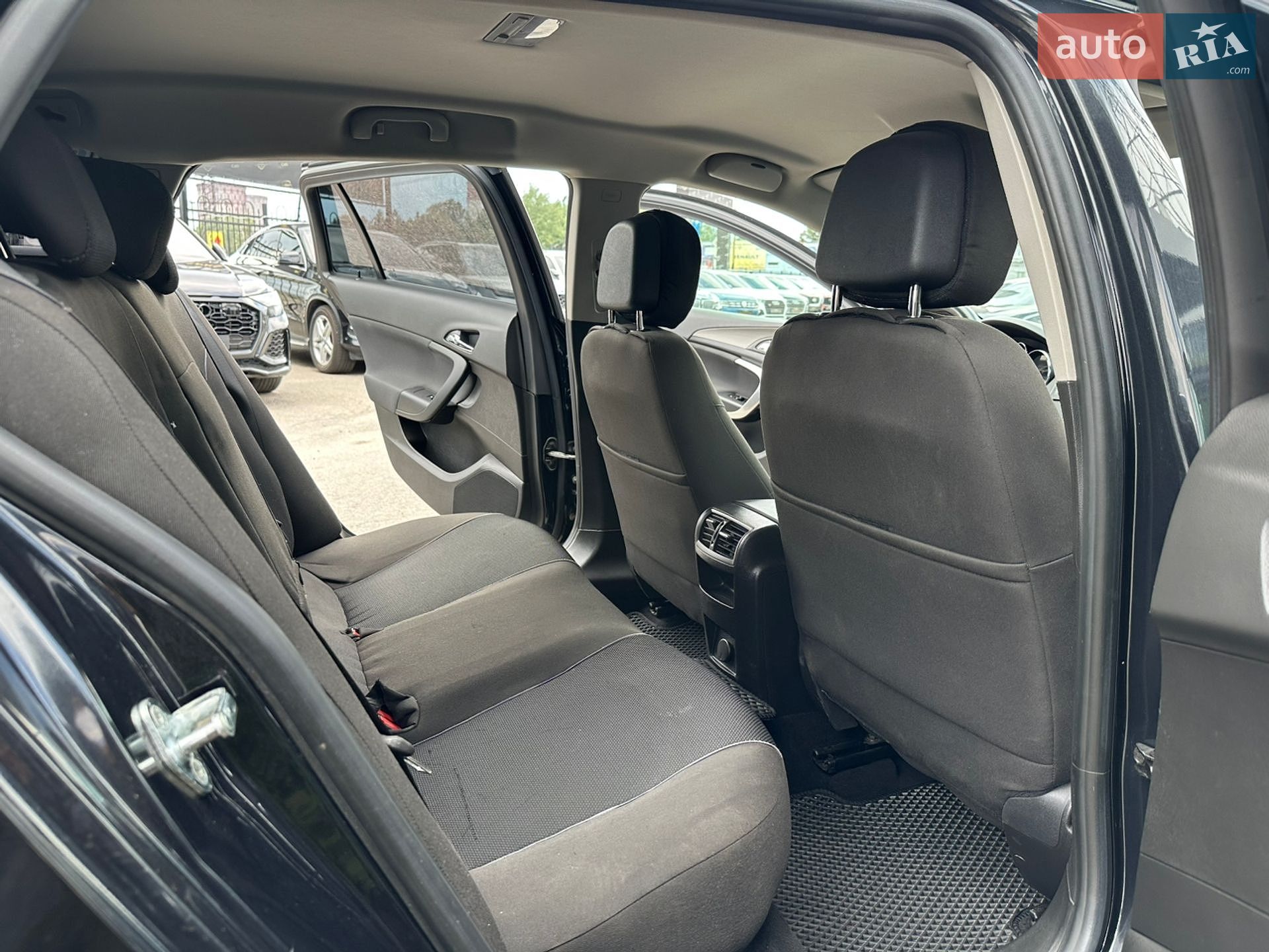 Opel Insignia 2012 VIN W0LGM8EL1C1057826 фото оголошення 18 з 35
