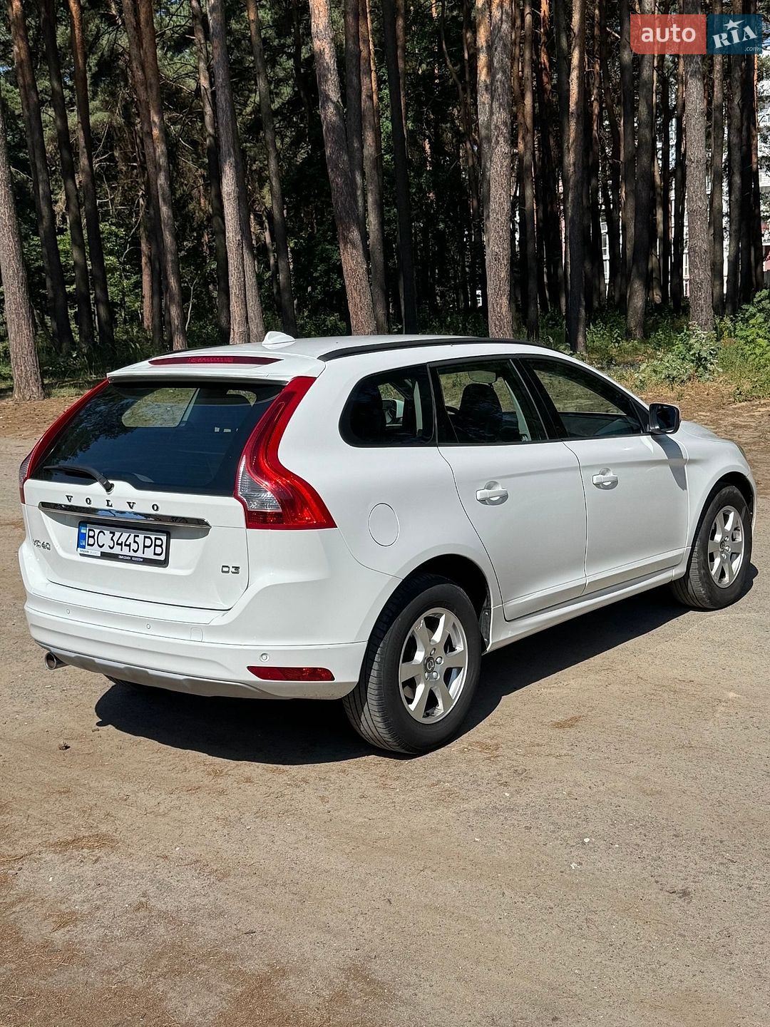 Volvo Xc60 2017 VIN YV1DZARCDH2152784 фото оголошення 5 з 26
