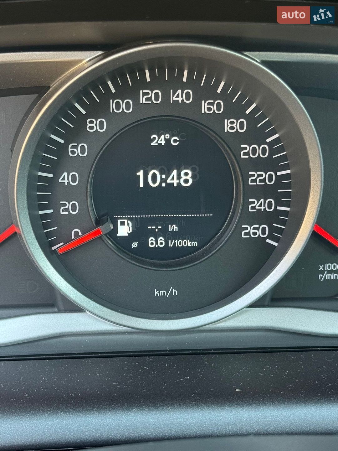 Volvo Xc60 2017 VIN YV1DZARCDH2152784 фото оголошення 19 з 26