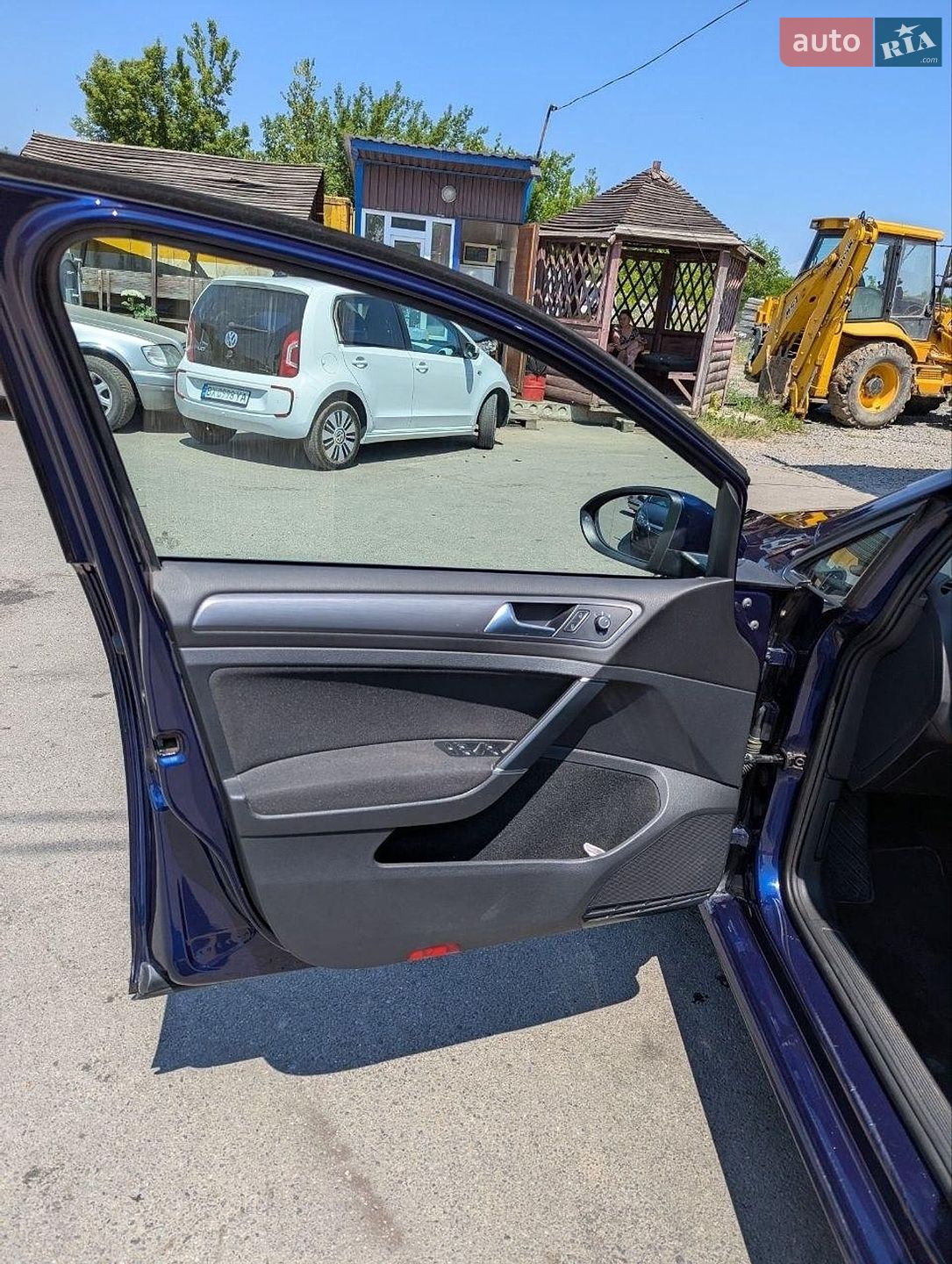 Volkswagen e-Golf 2019 VIN WVWZZZAUZL8905577 фото оголошення 10 з 16
