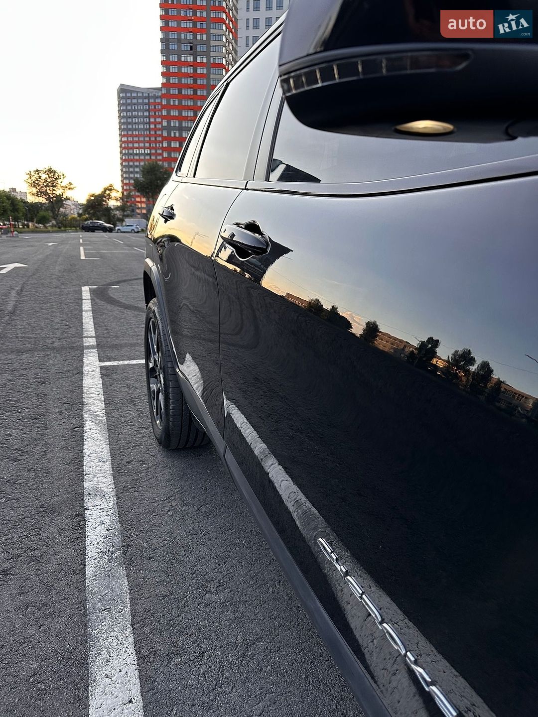 Jeep Cherokee 2020 VIN 1C4PJLLB8MD169708 фото оголошення 7 з 31