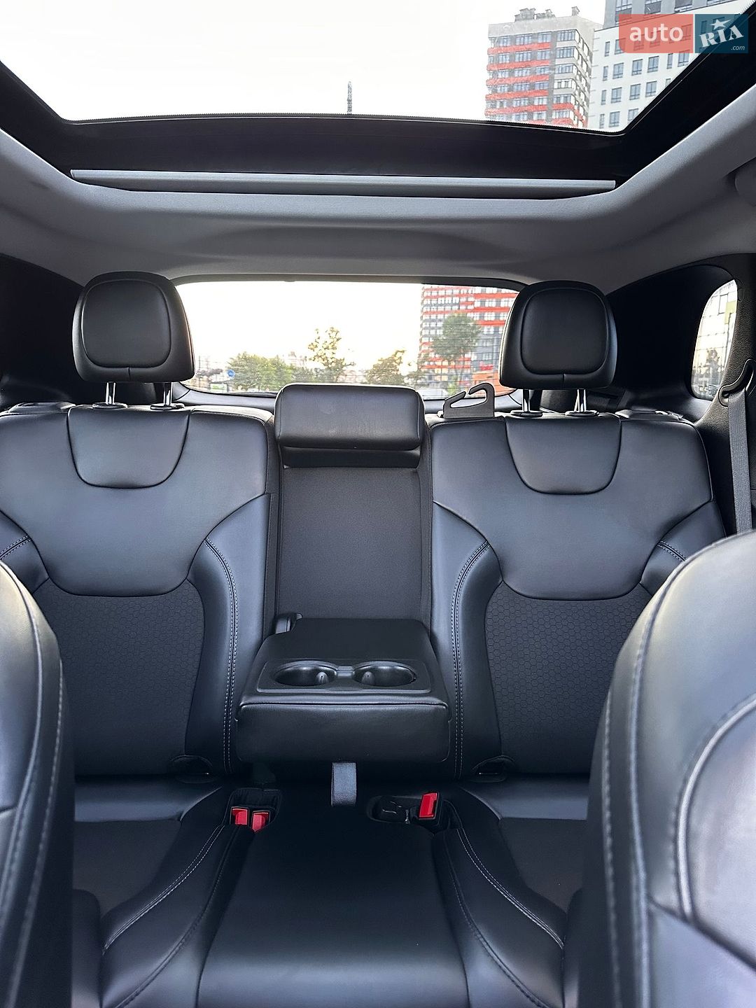 Jeep Cherokee 2020 VIN 1C4PJLLB8MD169708 фото оголошення 22 з 31