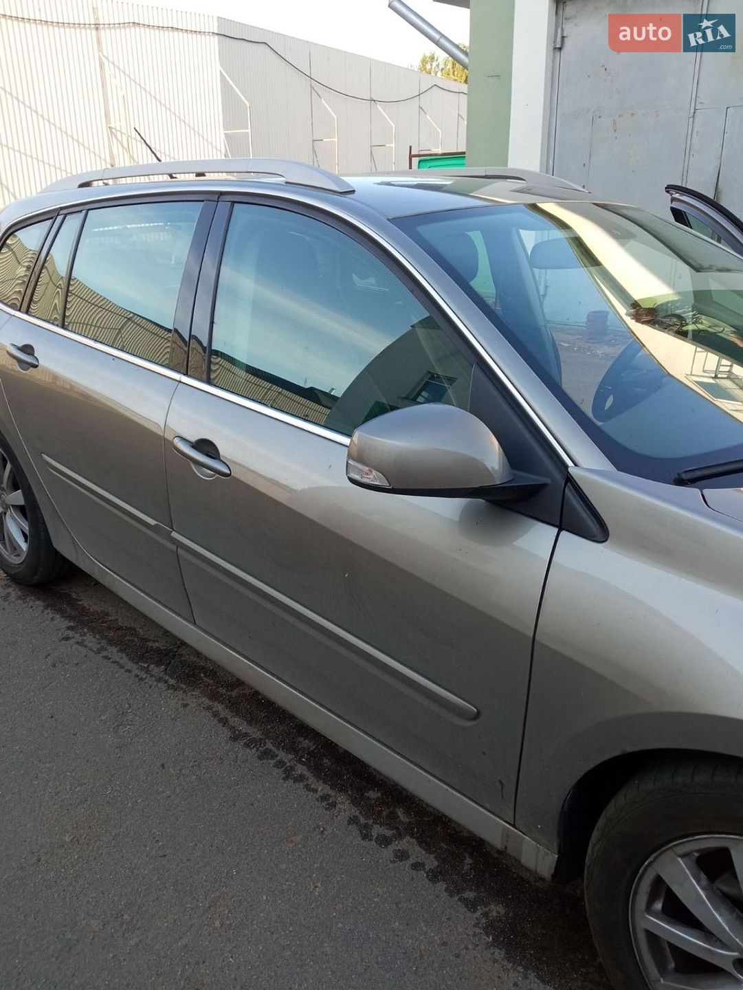 Renault Laguna 2012 VIN VF1KT390E45670915 фото оголошення 3 з 7