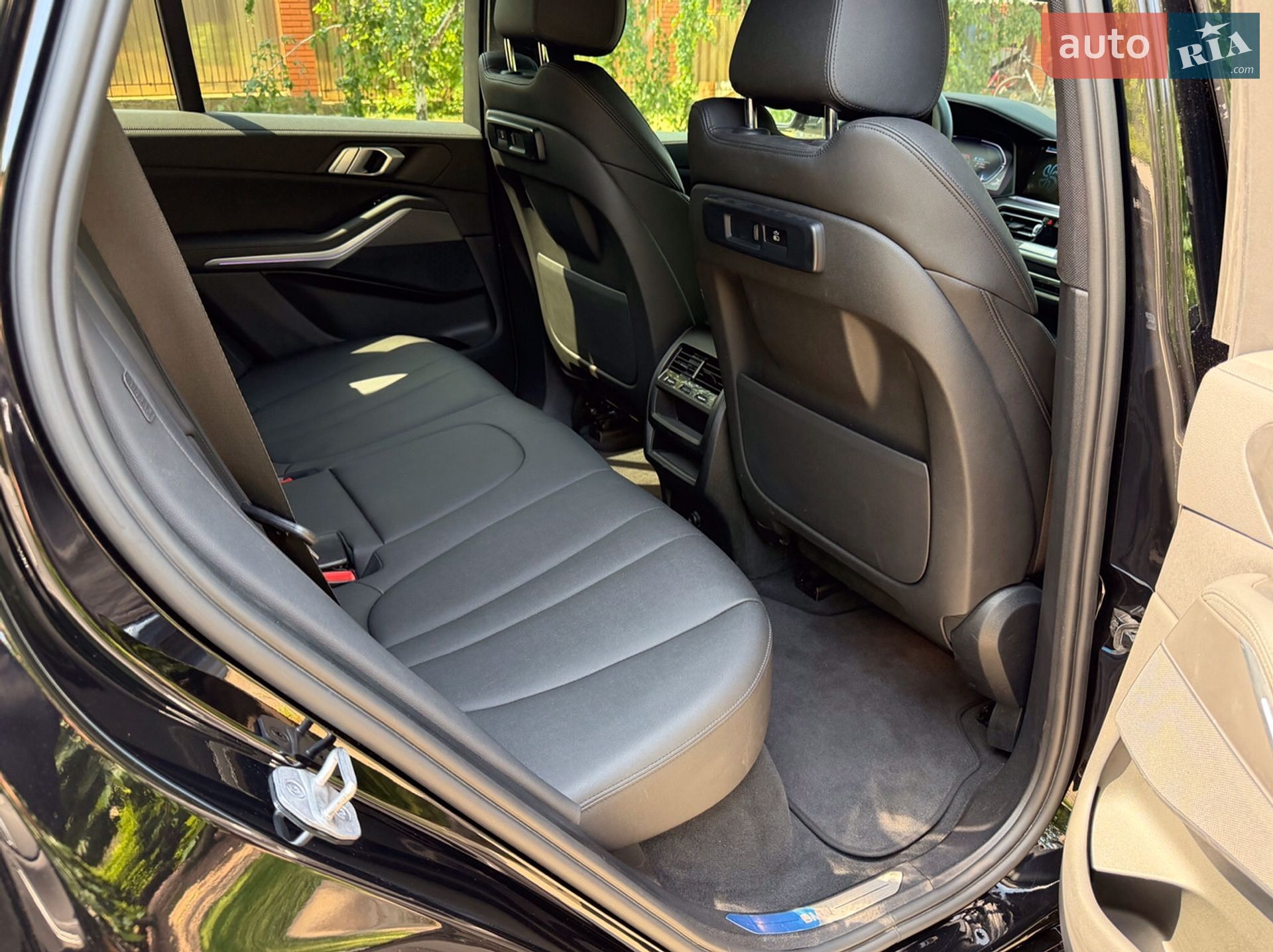 BMW X5 2021 VIN 5UXCR4C00N9K38339 фото оголошення 10 з 19