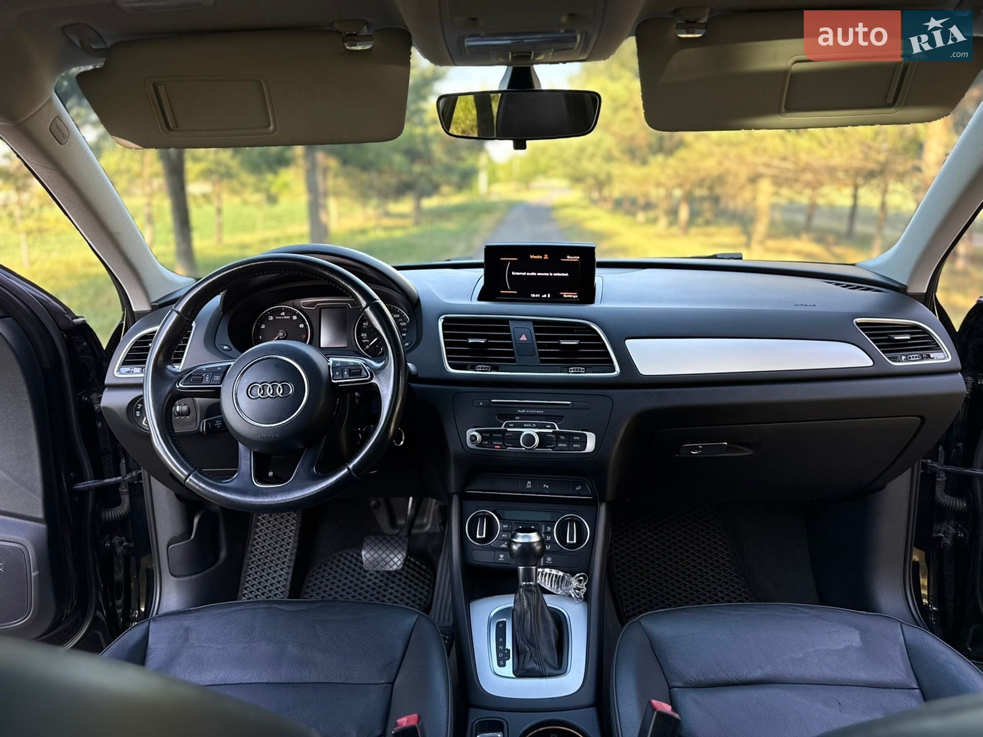 Audi Q3 2017 VIN WA1BCCFS2HR011593 фото оголошення 12 з 16