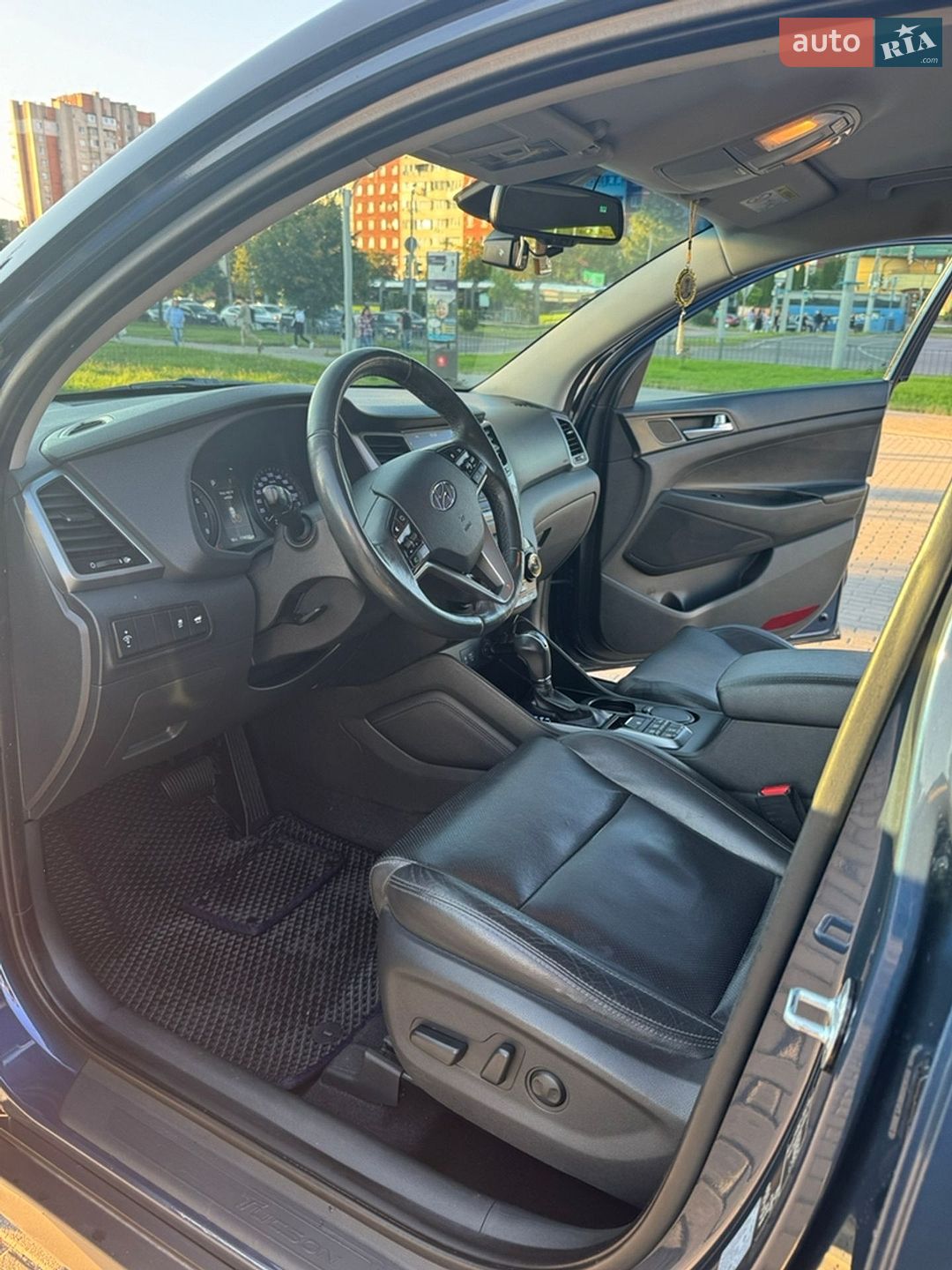 Hyundai Tucson 2016 VIN TMAJ3812HHJ346642 фото оголошення 2 з 7