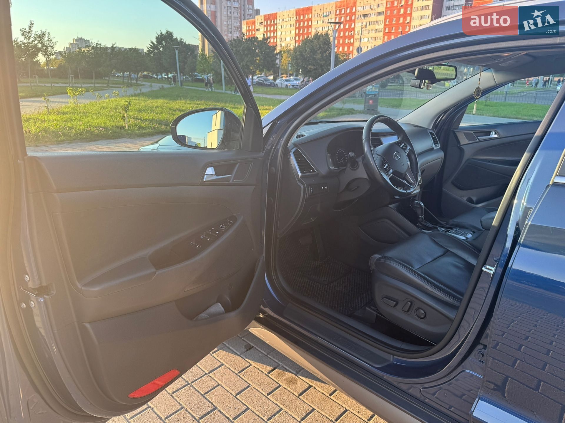Hyundai Tucson 2016 VIN TMAJ3812HHJ346642 фото оголошення 6 з 7