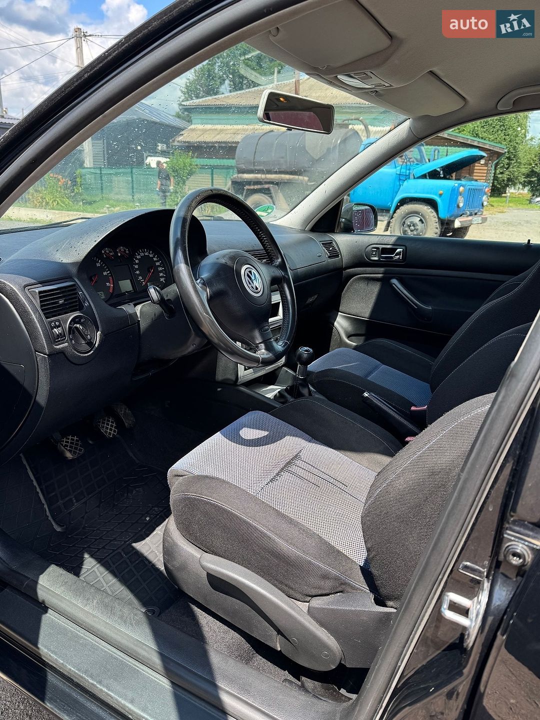 Volkswagen Golf 2001 VIN WVWZZZ1JZ2W473111 фото оголошення 9 з 14