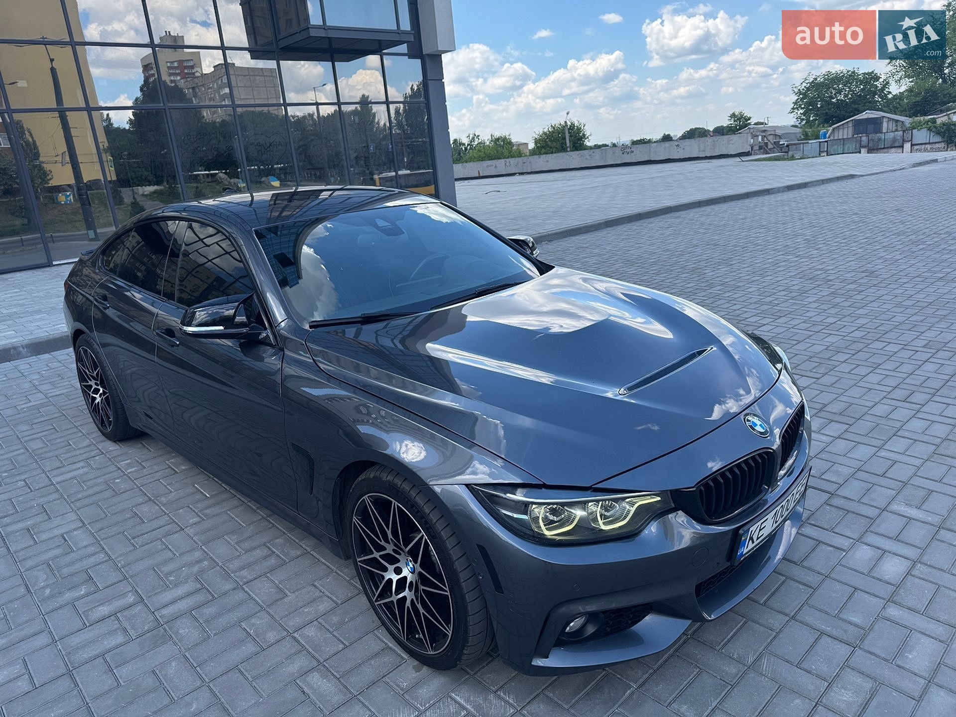 BMW 4 Series Gran Coupe 2017 VIN WBA4J7C52JBH14426 фото оголошення 11 з 61