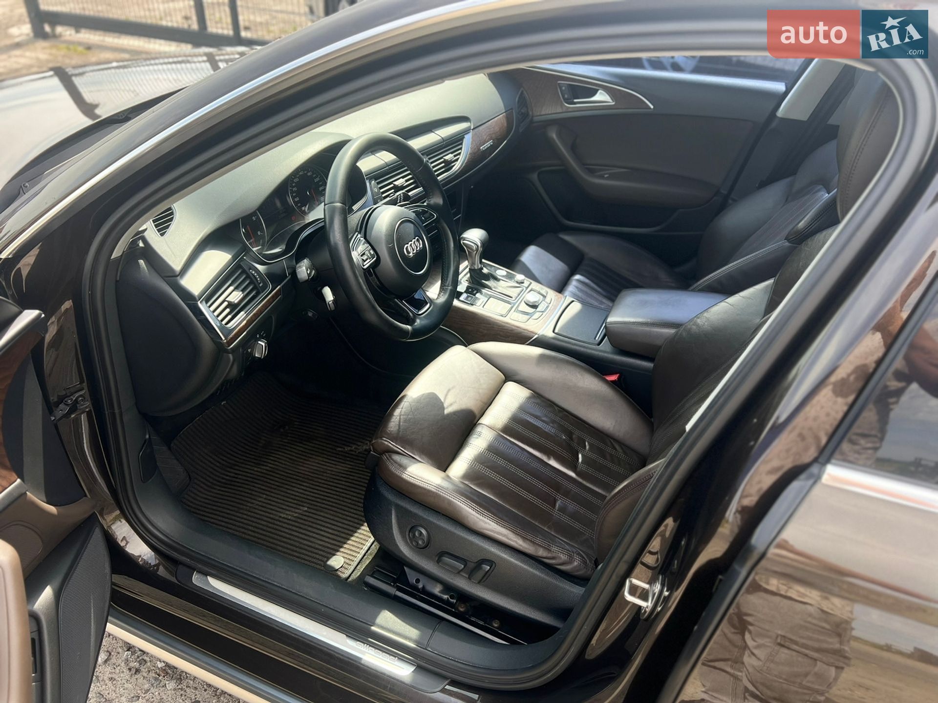 Audi A6 Allroad 2014 VIN WAUZZZ4G3EN100223 фото оголошення 13 з 36