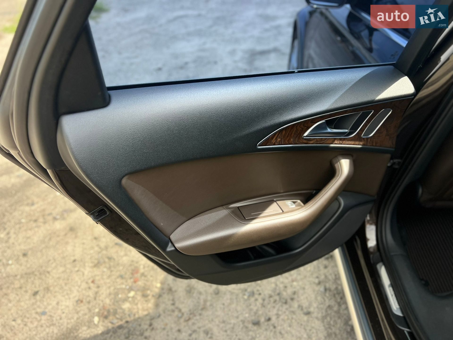 Audi A6 Allroad 2014 VIN WAUZZZ4G3EN100223 фото оголошення 19 з 36