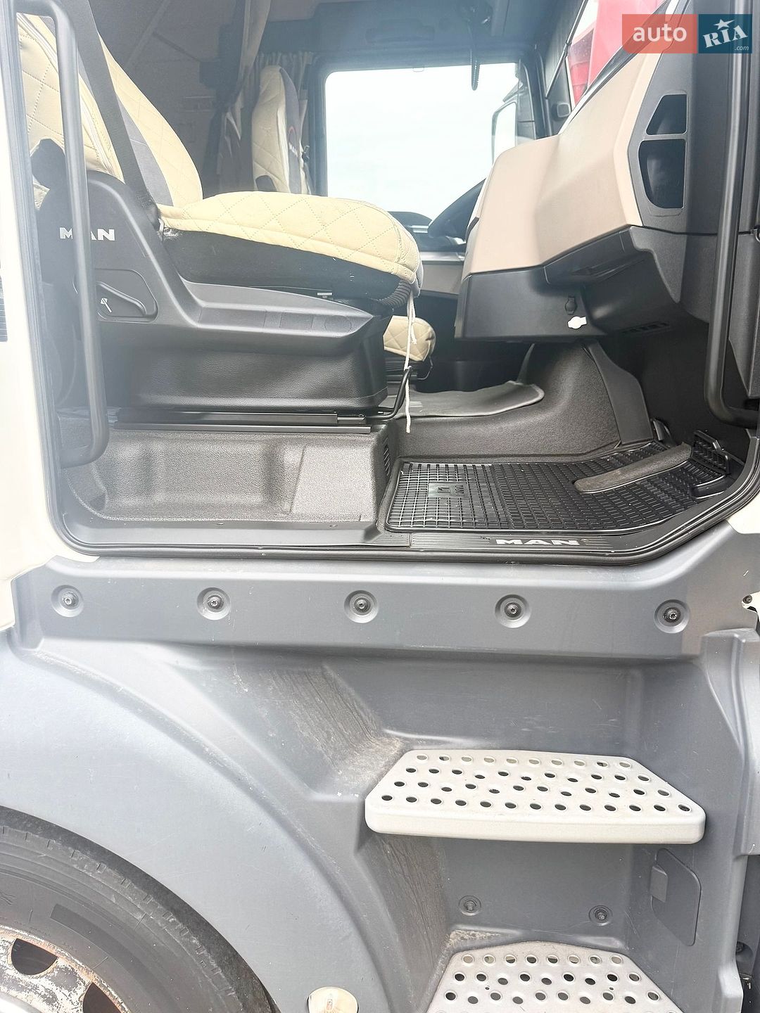 MAN TGX 2018 VIN WMA06XZZ2HP088340 фото оголошення 29 з 34