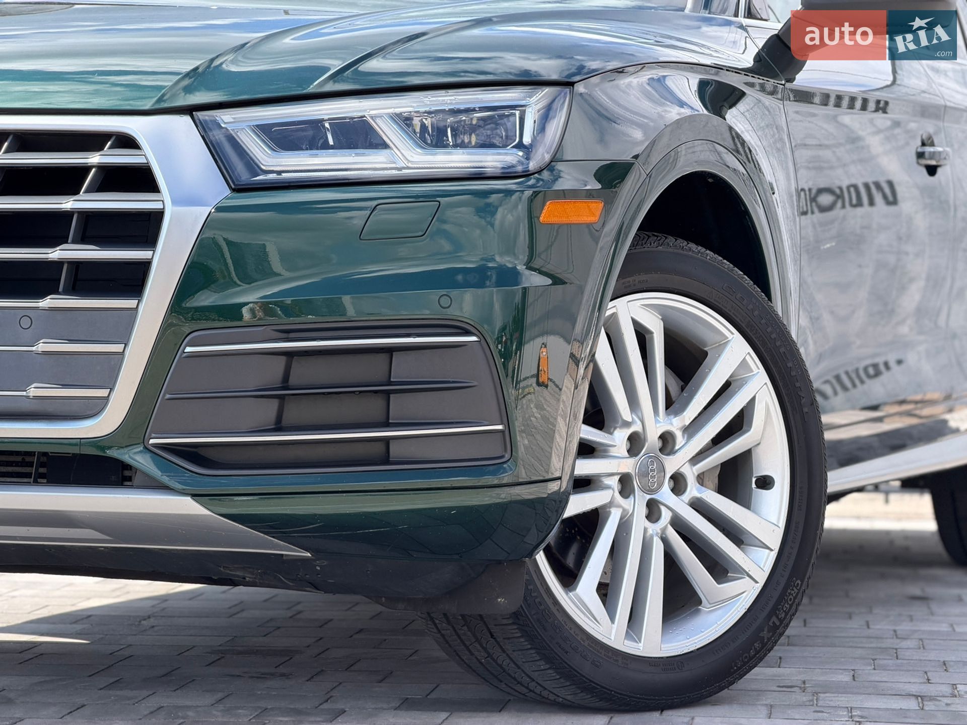 Audi Q5 2018 VIN WA1BNAFY6J2183787 фото оголошення 3 з 41