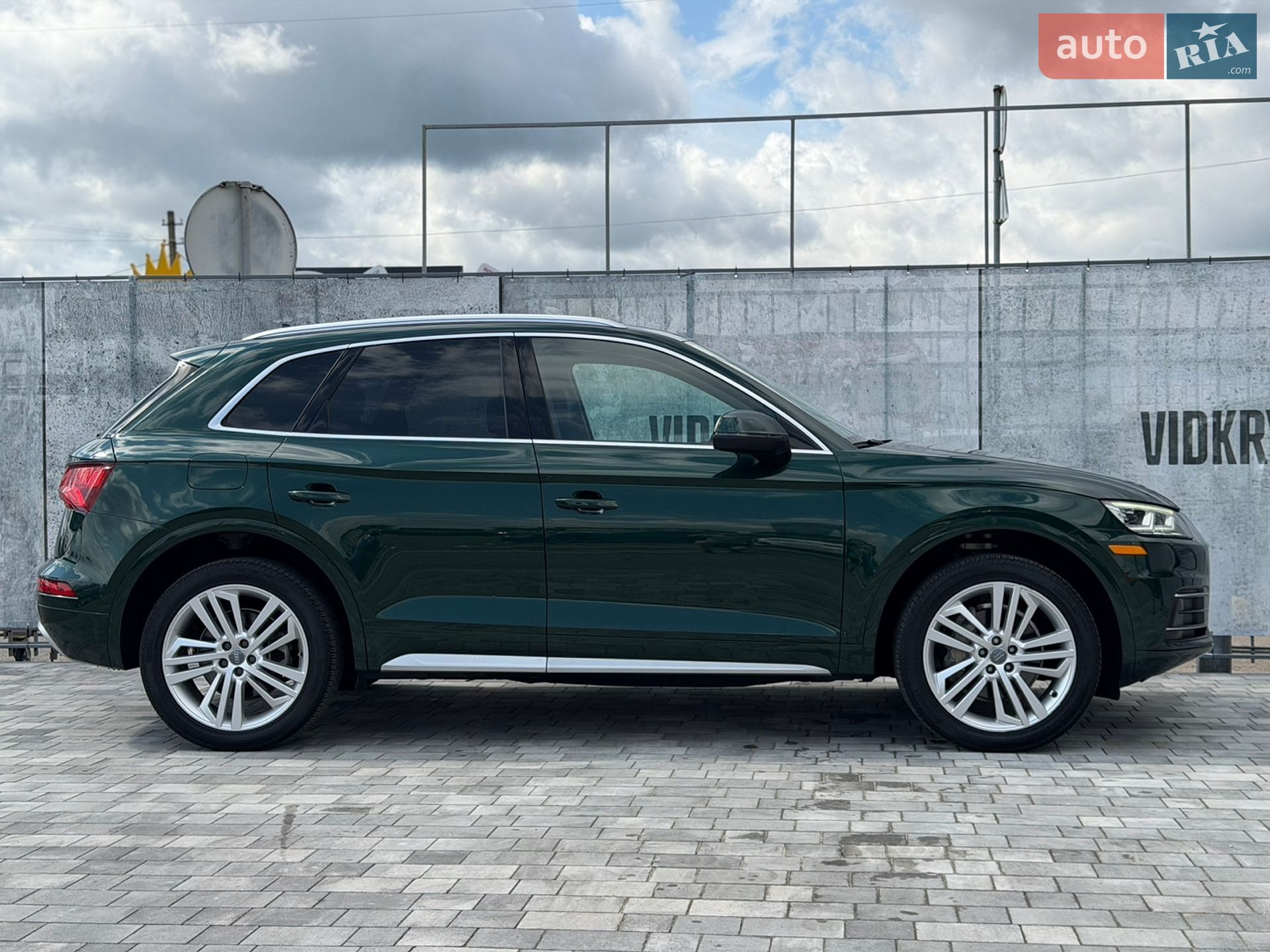 Audi Q5 2018 VIN WA1BNAFY6J2183787 фото оголошення 9 з 41
