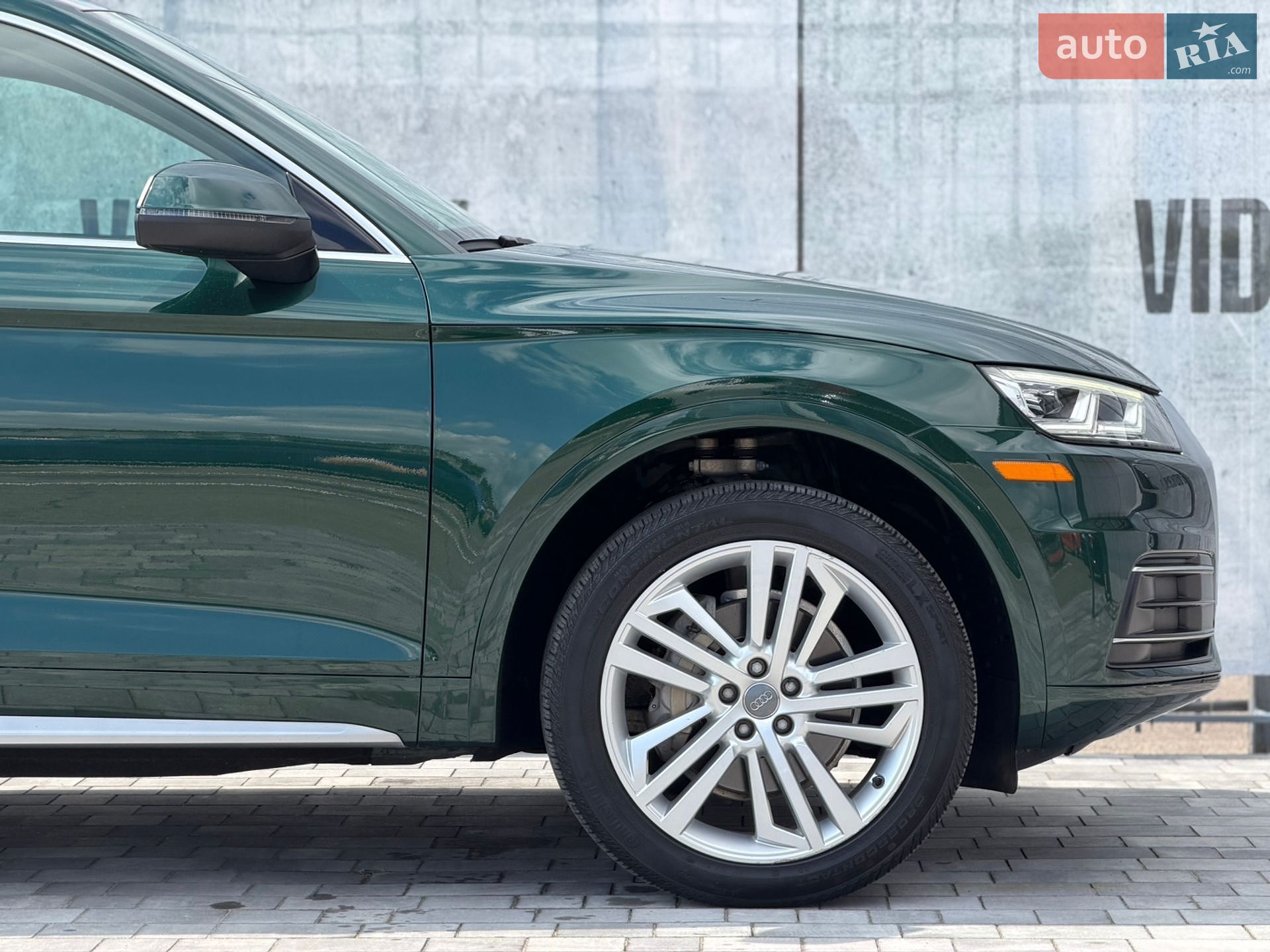 Audi Q5 2018 VIN WA1BNAFY6J2183787 фото оголошення 10 з 41