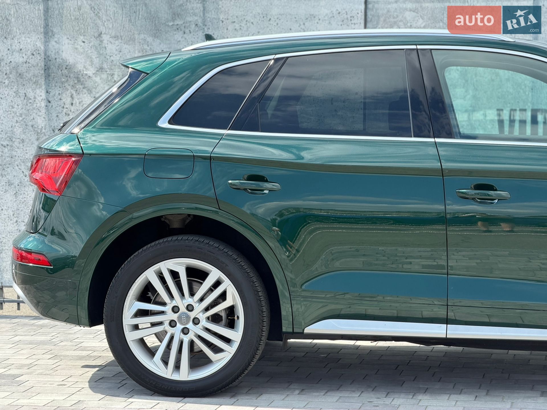 Audi Q5 2018 VIN WA1BNAFY6J2183787 фото оголошення 11 з 41