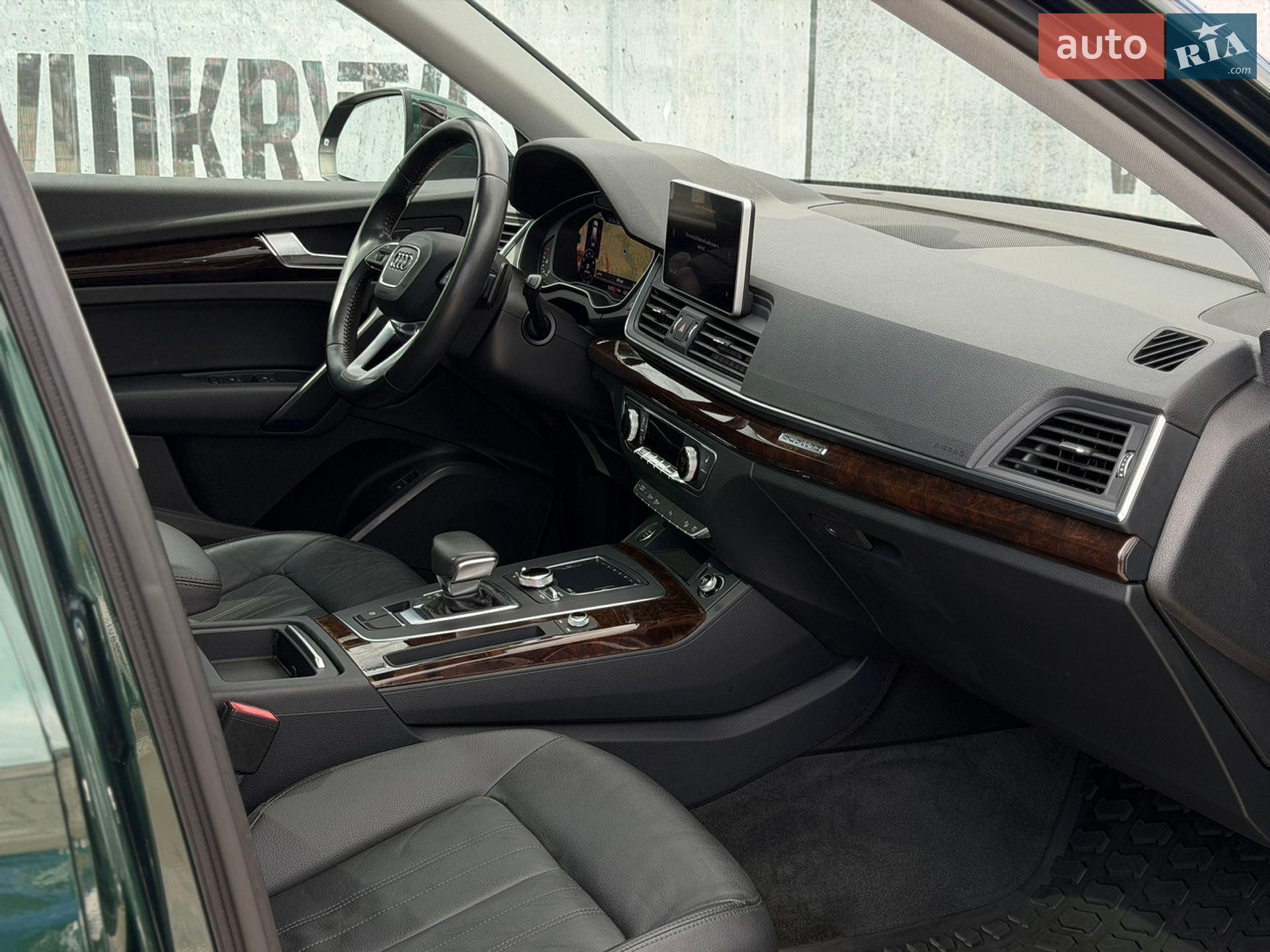 Audi Q5 2018 VIN WA1BNAFY6J2183787 фото оголошення 35 з 41