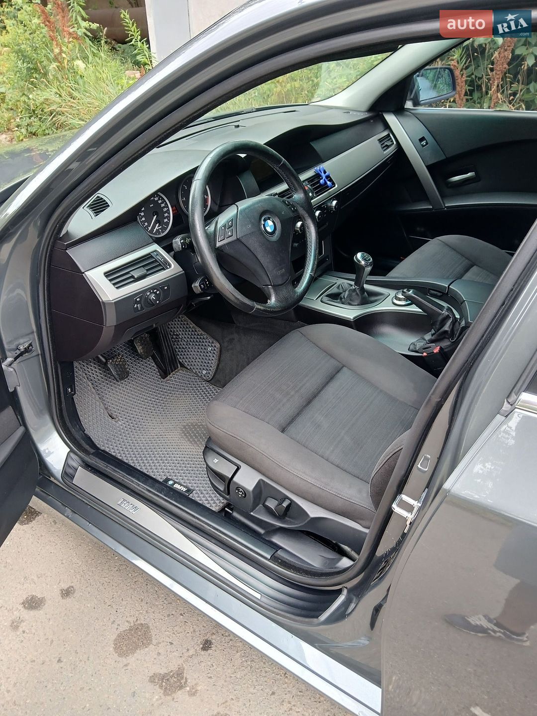 BMW 5 Series 2006 VIN WBANJ51010B414288 фото оголошення 9 з 31