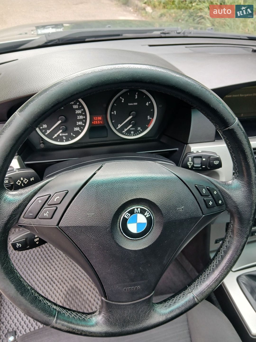 BMW 5 Series 2006 VIN WBANJ51010B414288 фото оголошення 22 з 31