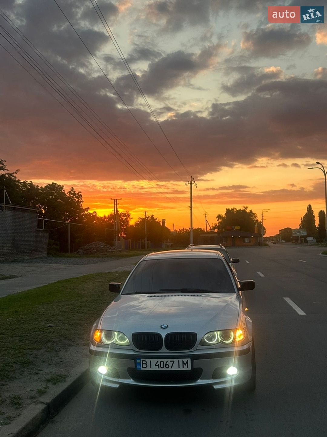BMW 3 Series 2003 VIN WBAAY71000FZ54455 фото оголошення 4 з 15