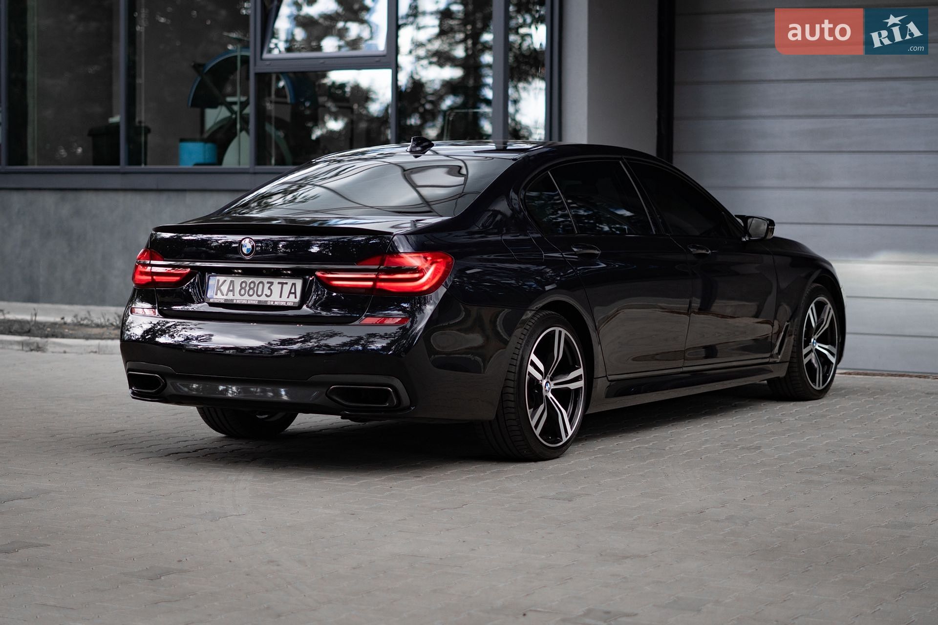 BMW 7 Series 2016 VIN WBA7F2C59GG416997 фото оголошення 5 з 46