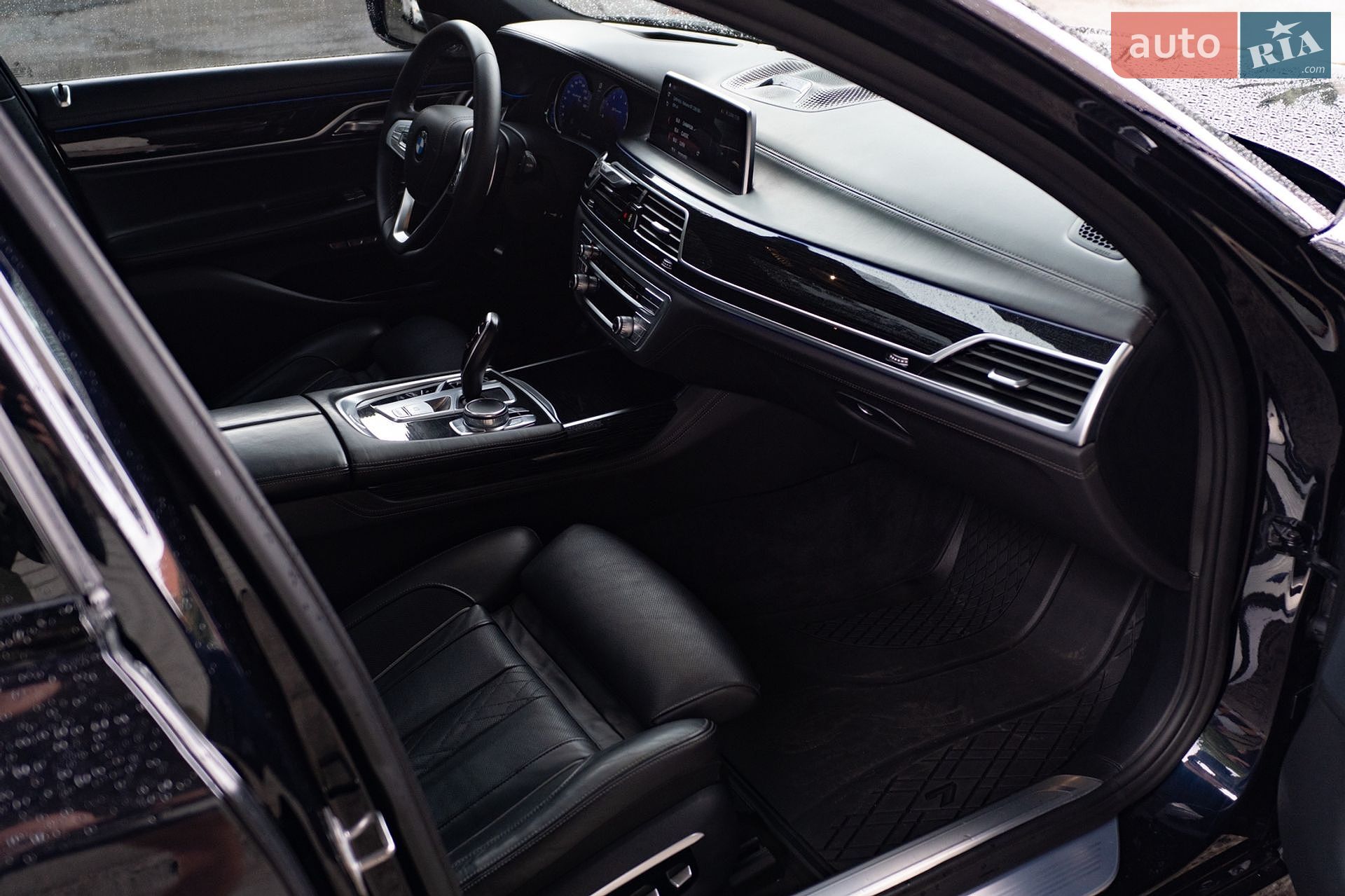BMW 7 Series 2016 VIN WBA7F2C59GG416997 фото оголошення 38 з 46