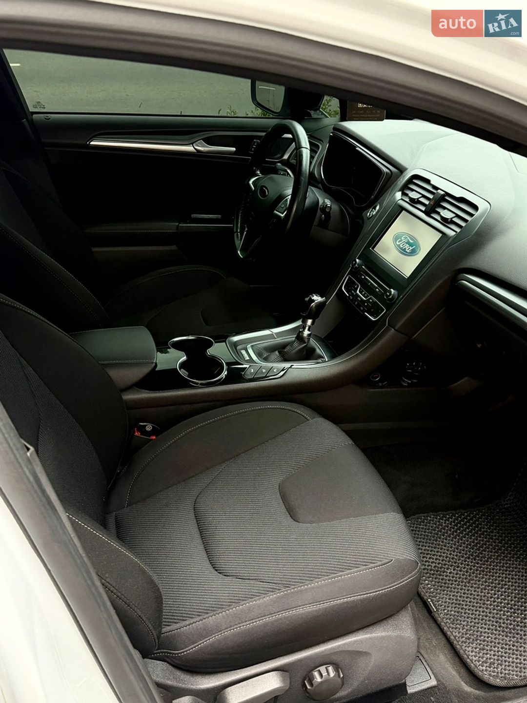 Ford Mondeo 2016 VIN WF0EXXWPCEGK32800 фото оголошення 9 з 20
