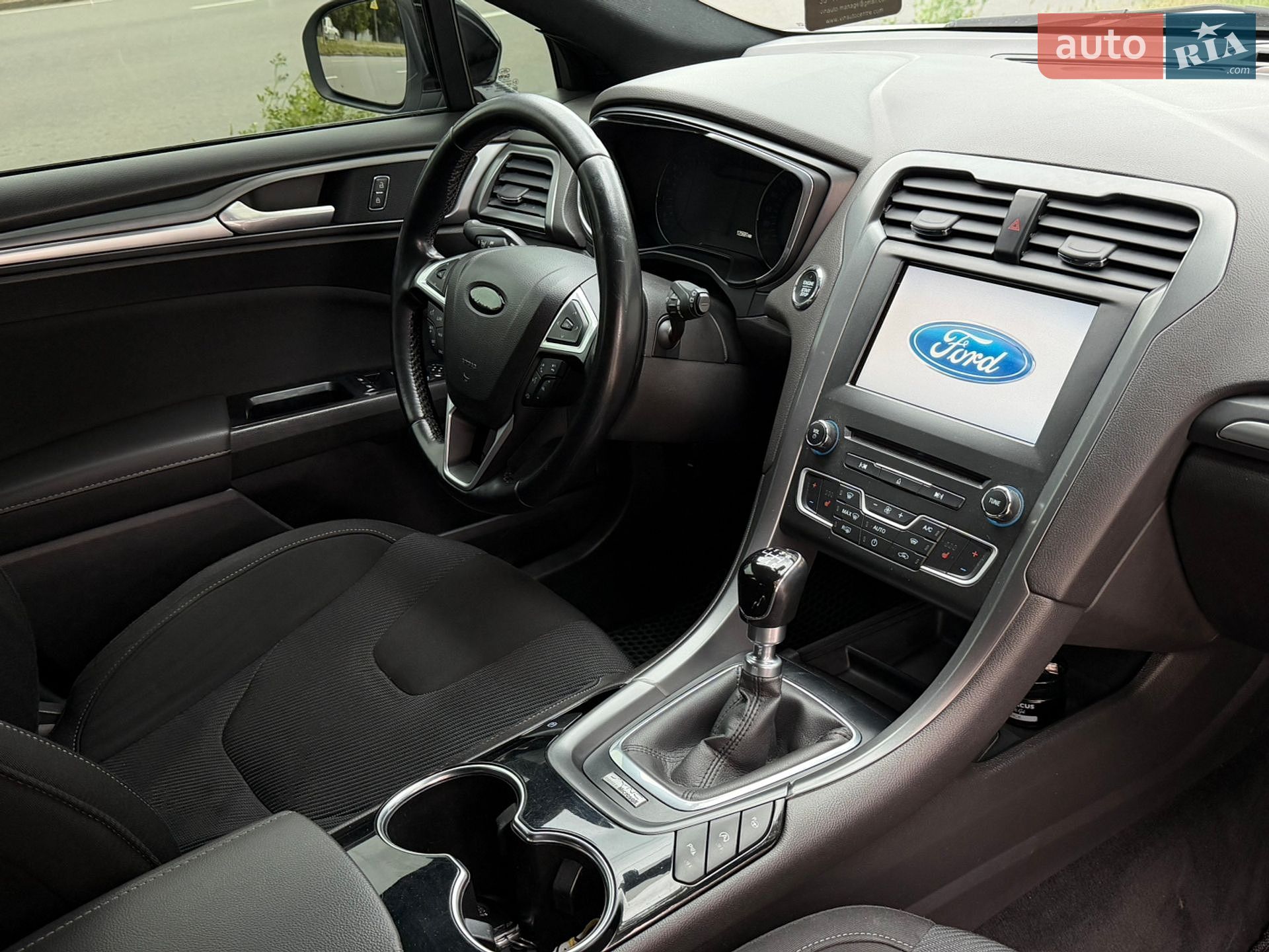 Ford Mondeo 2016 VIN WF0EXXWPCEGK32800 фото оголошення 10 з 20