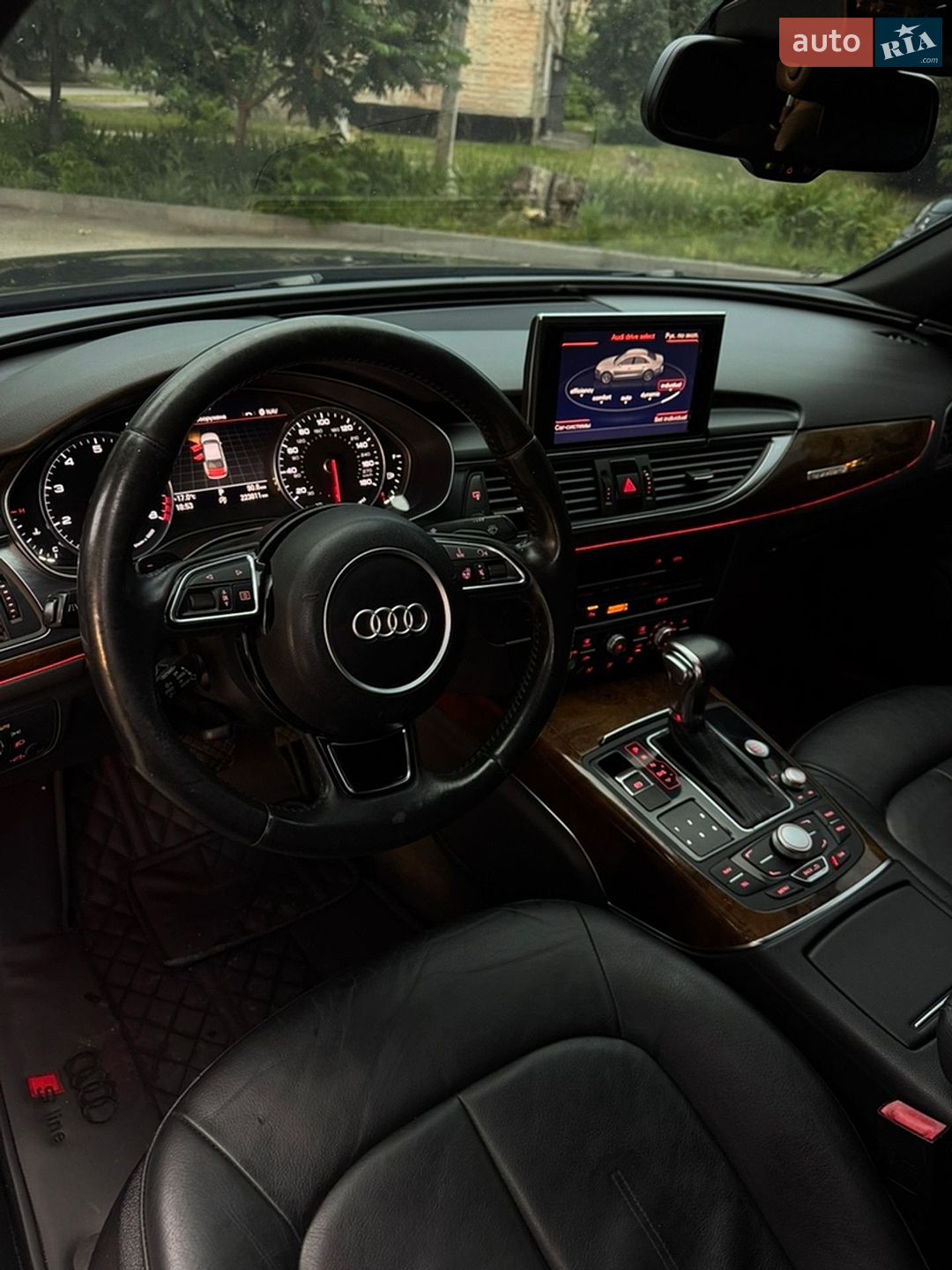 Audi A6 2013 VIN WAUFGAFC7EN014126 фото оголошення 7 з 14