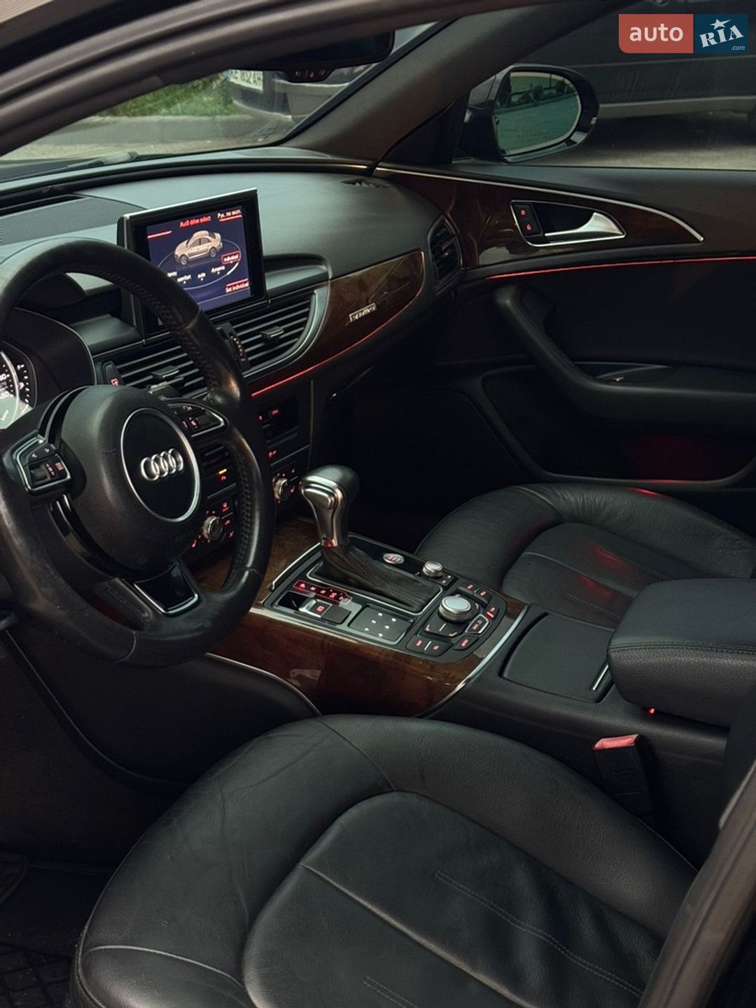Audi A6 2013 VIN WAUFGAFC7EN014126 фото оголошення 9 з 14