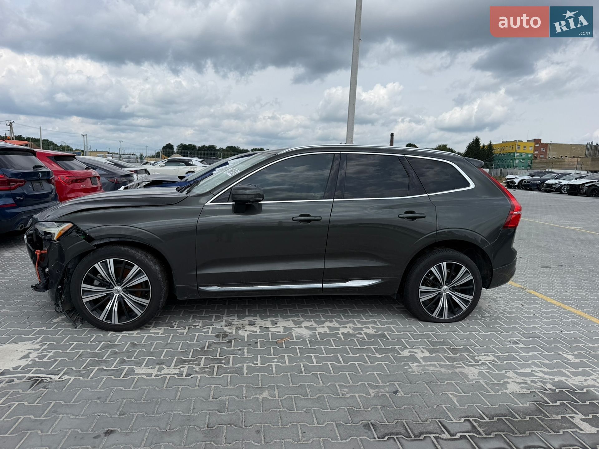 Volvo XC60 2022 VIN YV4L12DL2N1945444 фото оголошення 3 з 14