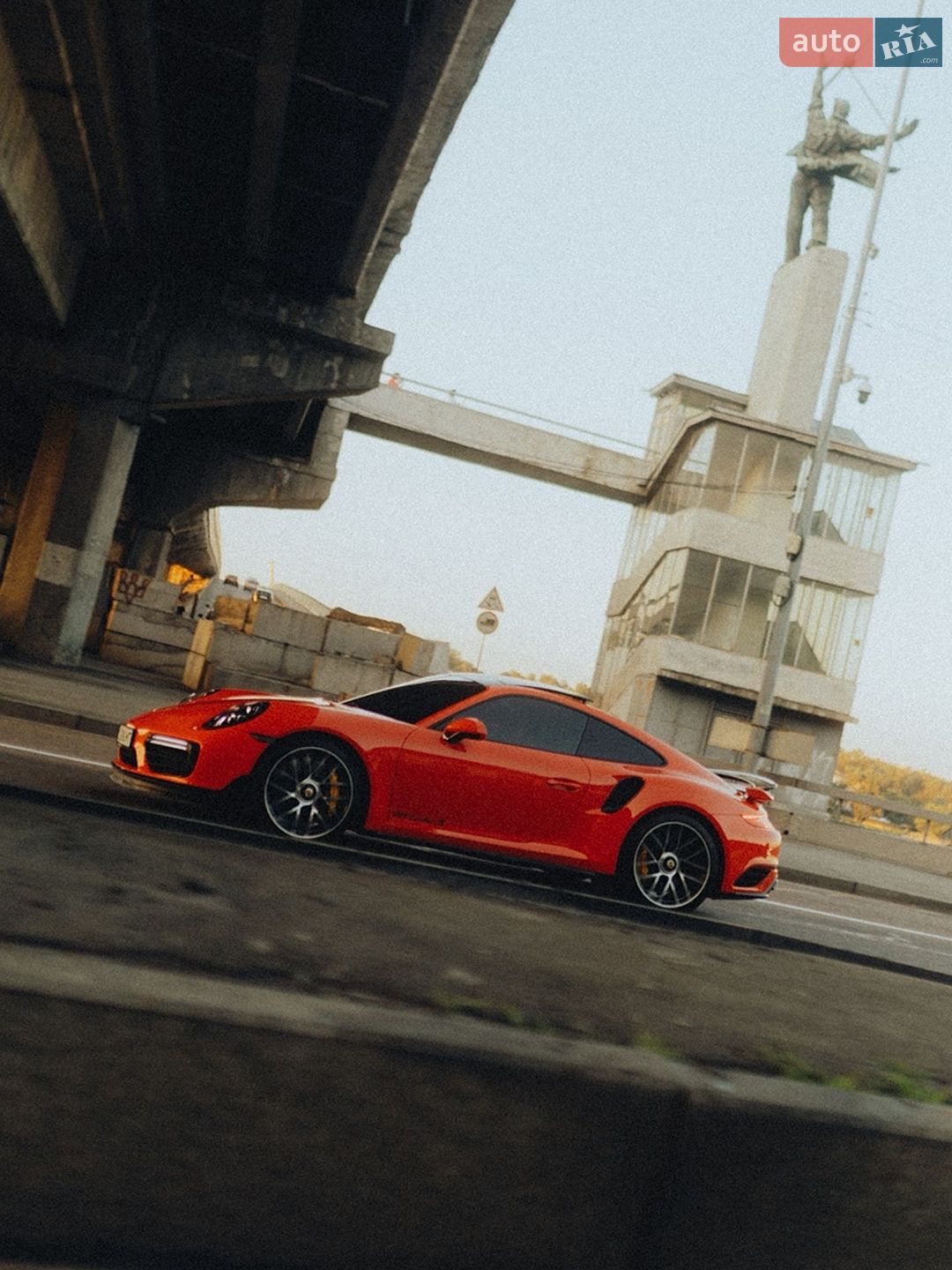 Porsche 911 2016 VIN WP0ZZZ99ZHS161749 фото оголошення 2 з 65