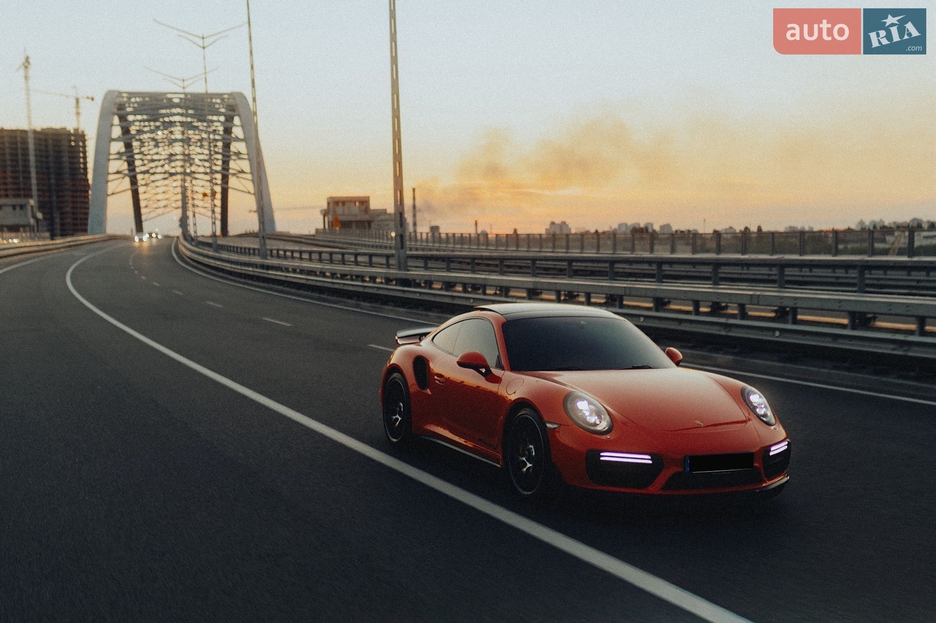 Porsche 911 2016 VIN WP0ZZZ99ZHS161749 фото оголошення 28 з 65