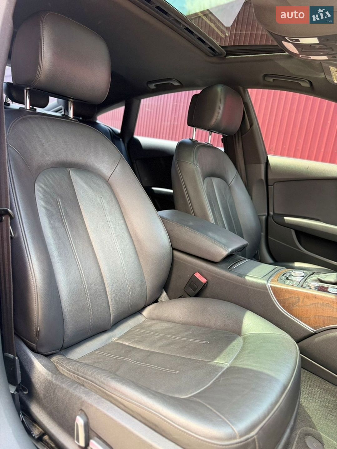 Audi A7 Sportback 2015 VIN WAUWGAFC9GN016365 фото оголошення 11 з 20