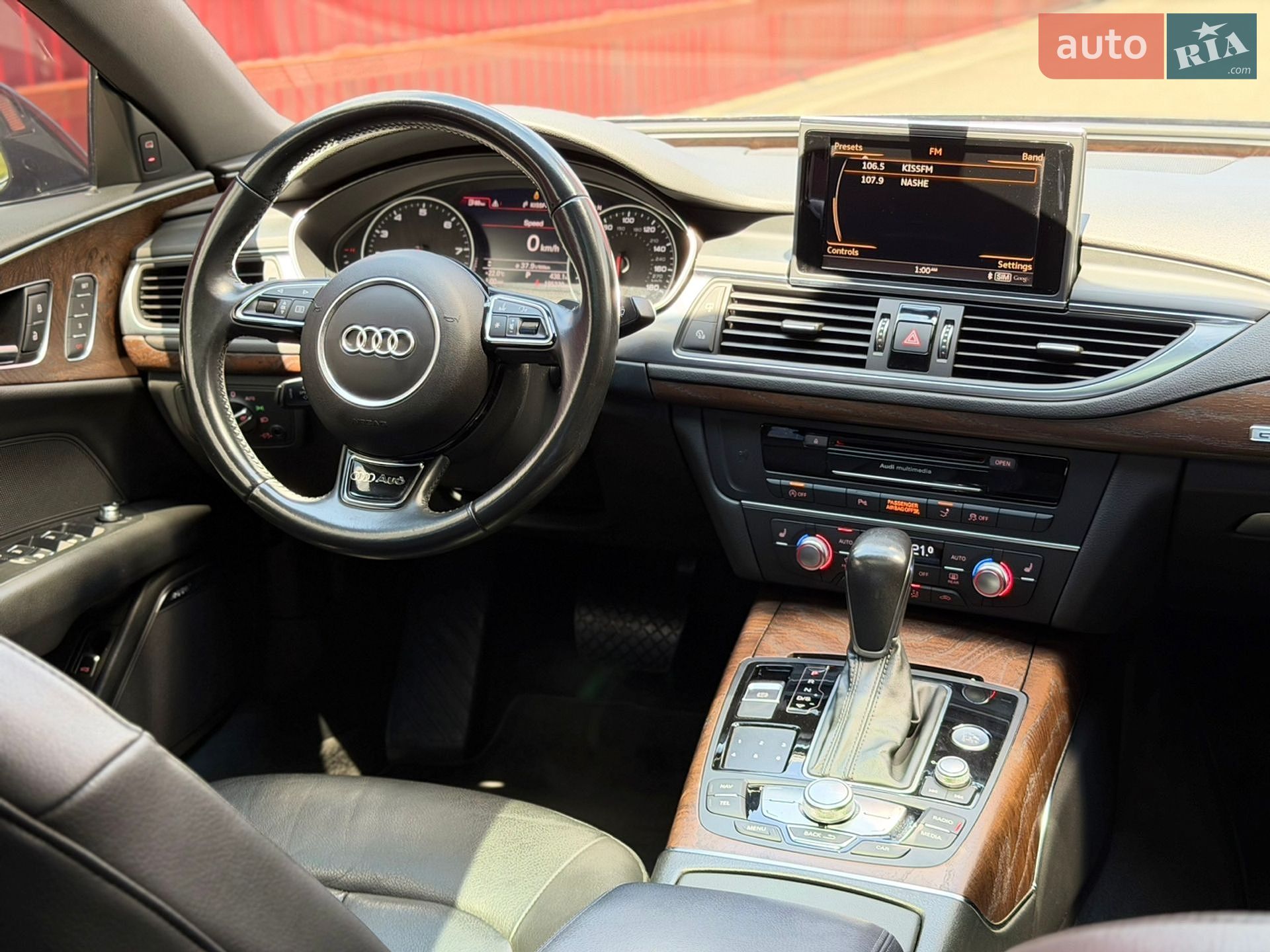 Audi A7 Sportback 2015 VIN WAUWGAFC9GN016365 фото оголошення 13 з 20