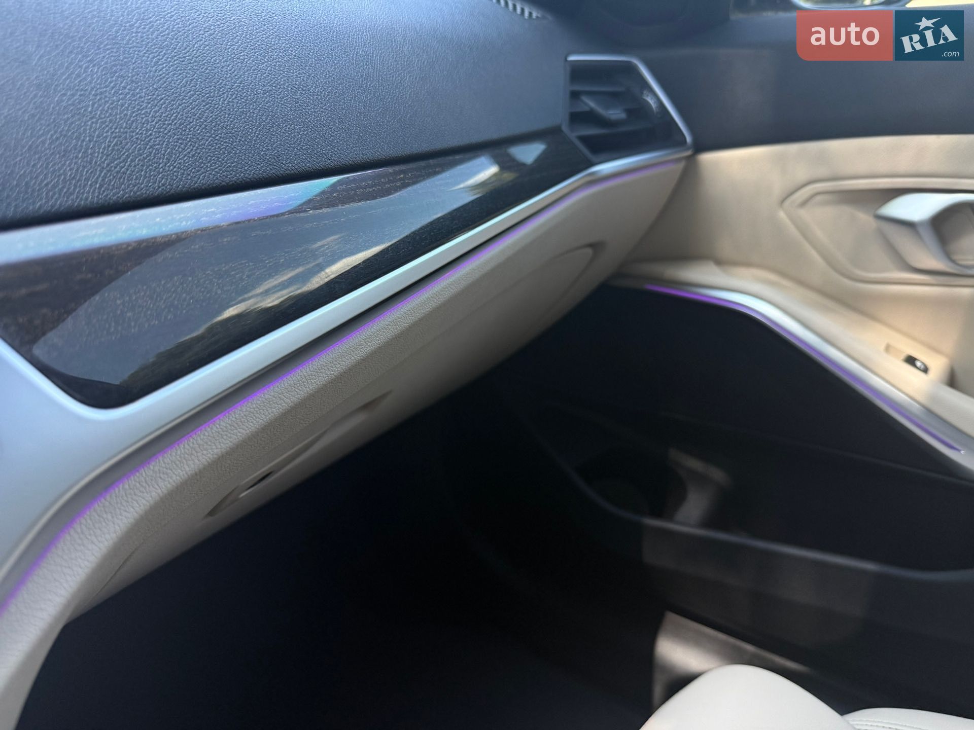 BMW 3 Series 2020 VIN WBA5P9C09MFJ80063 фото оголошення 37 з 47