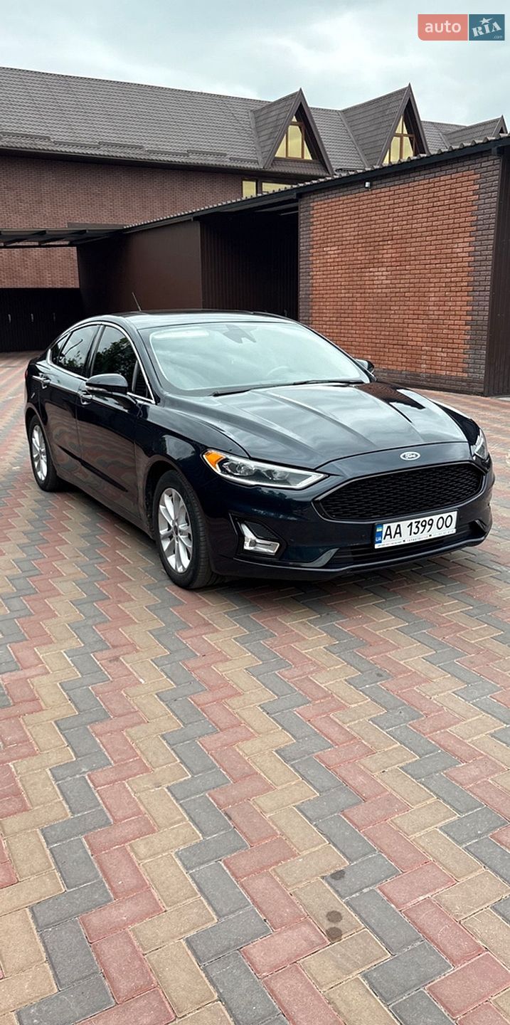 Ford Fusion 2020 VIN 3FA6P0SU4LR251913 фото оголошення 2 з 9