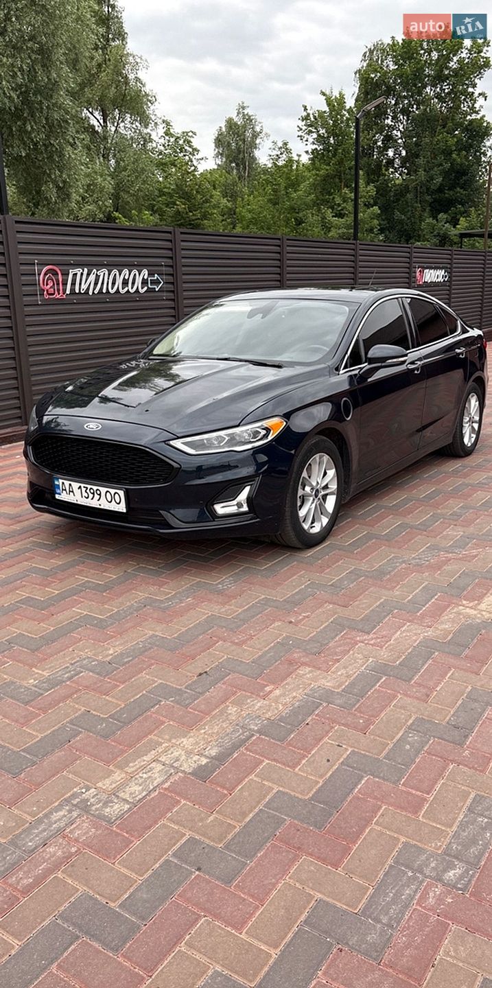 Ford Fusion 2020 VIN 3FA6P0SU4LR251913 фото оголошення 3 з 9