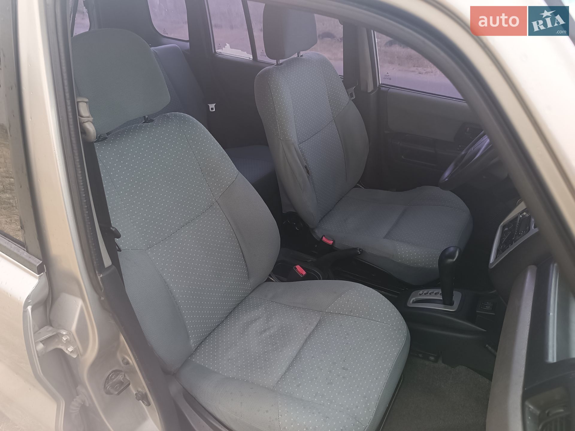 Mitsubishi Pajero 2002 VIN JMP0RH76W2X004317 фото оголошення 17 з 26